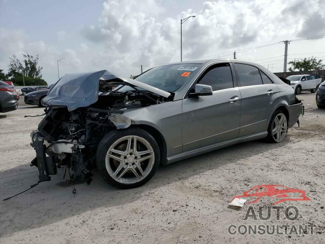 MERCEDES-BENZ E-CLASS 2013 - WDDHF5KB2DA692054