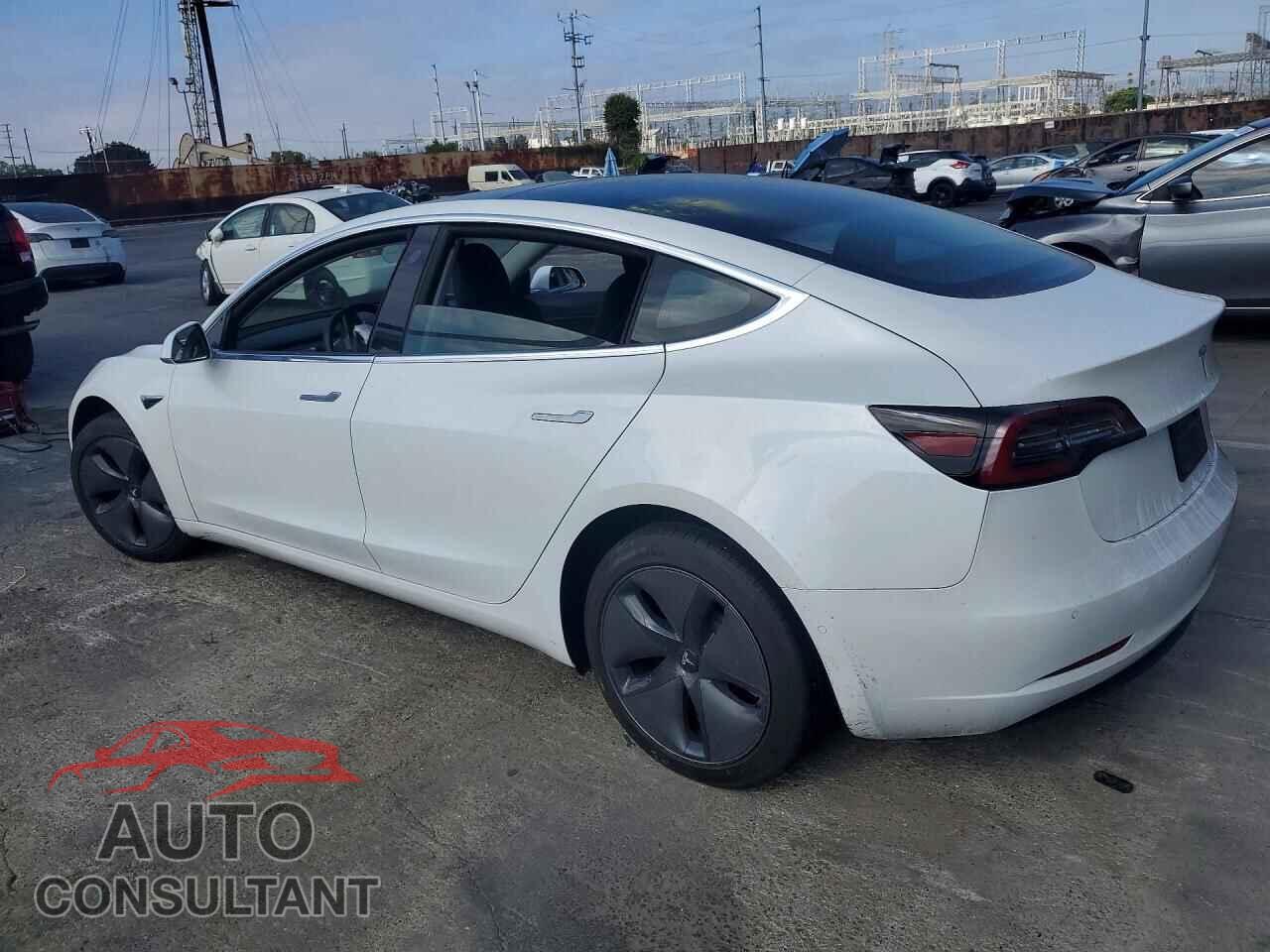 TESLA MODEL 3 2019 - 5YJ3E1EA3KF427375