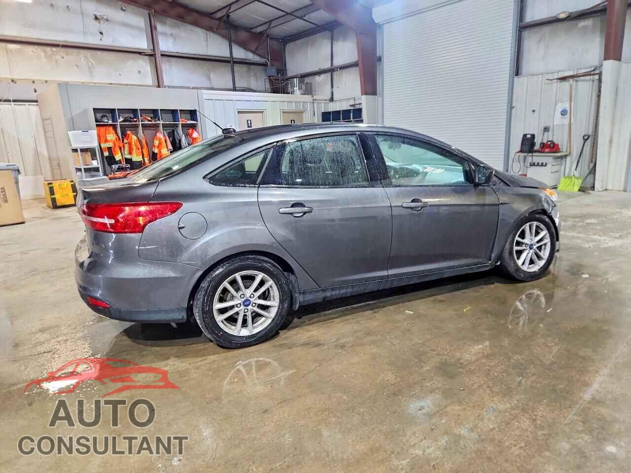 FORD FOCUS 2017 - 1FADP3F22HL297439