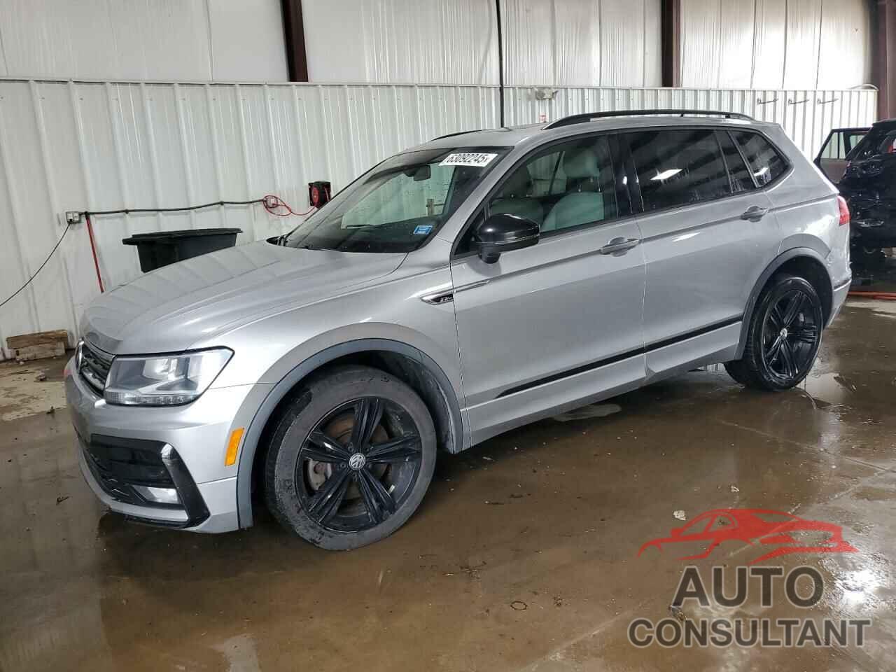 VOLKSWAGEN TIGUAN 2019 - 3VV2B7AX4KM145616
