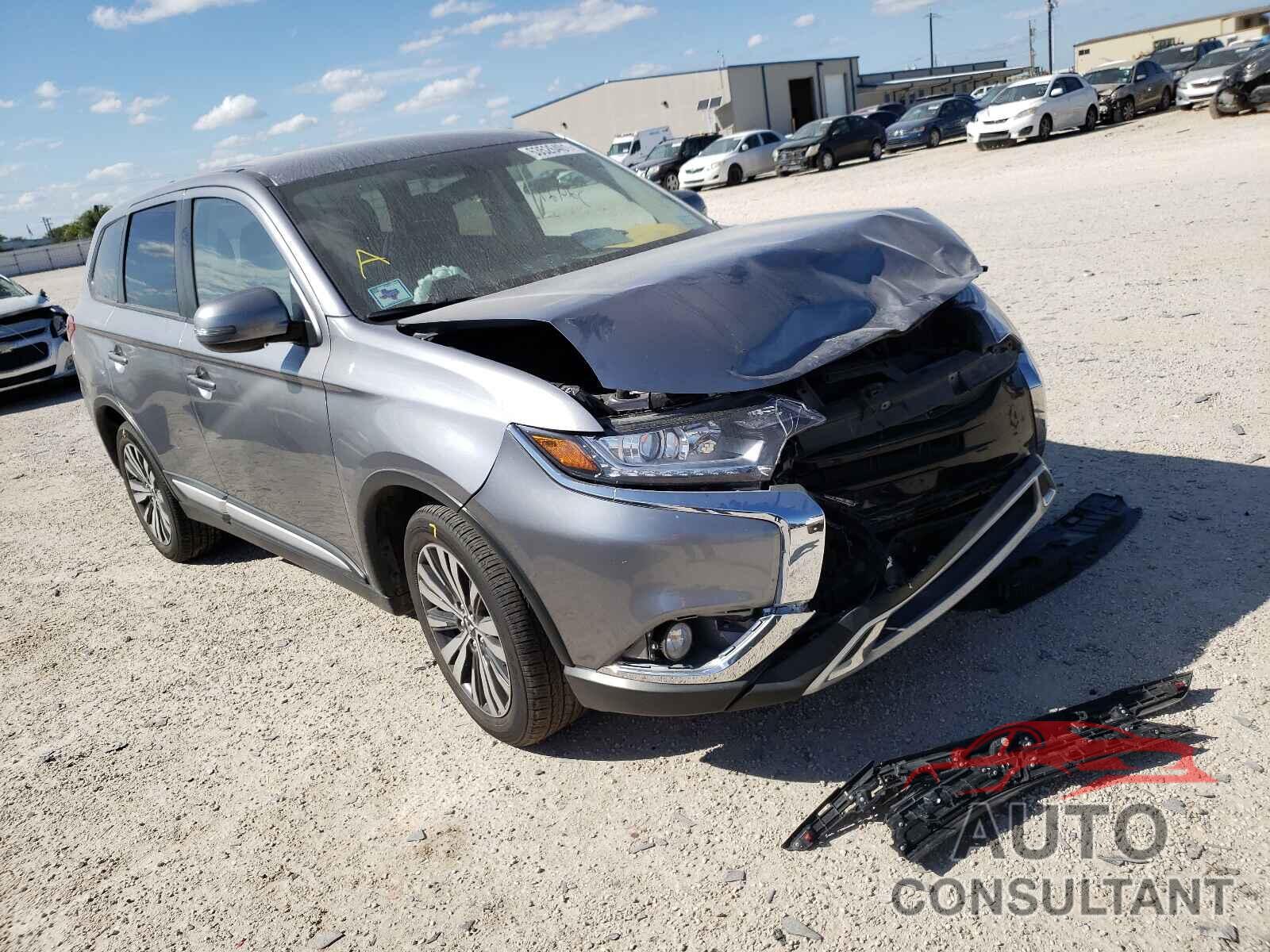 MITSUBISHI OUTLANDER 2019 - JA4AD3A32KZ008256