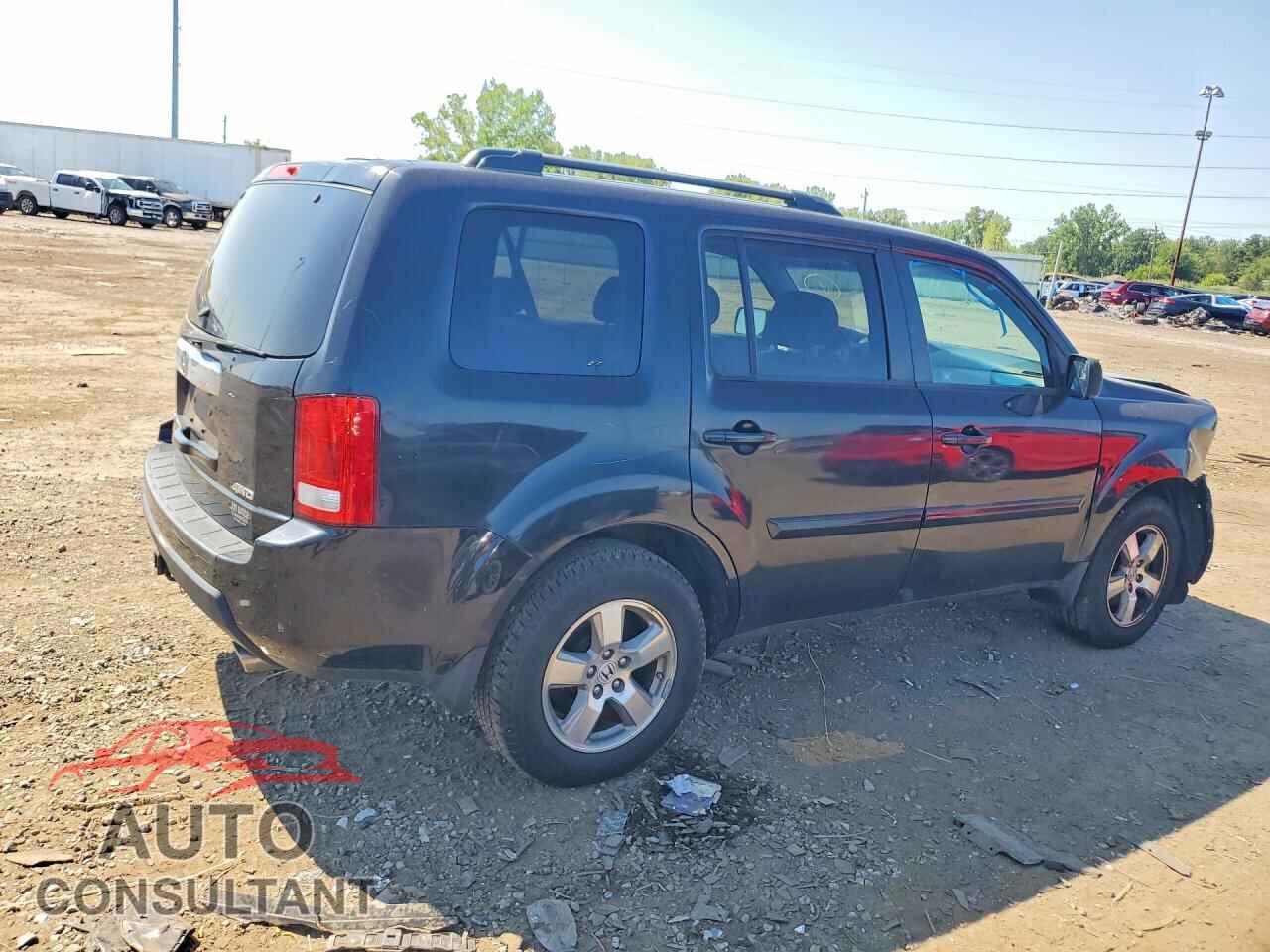 HONDA PILOT 2011 - 5FNYF4H59BB088348