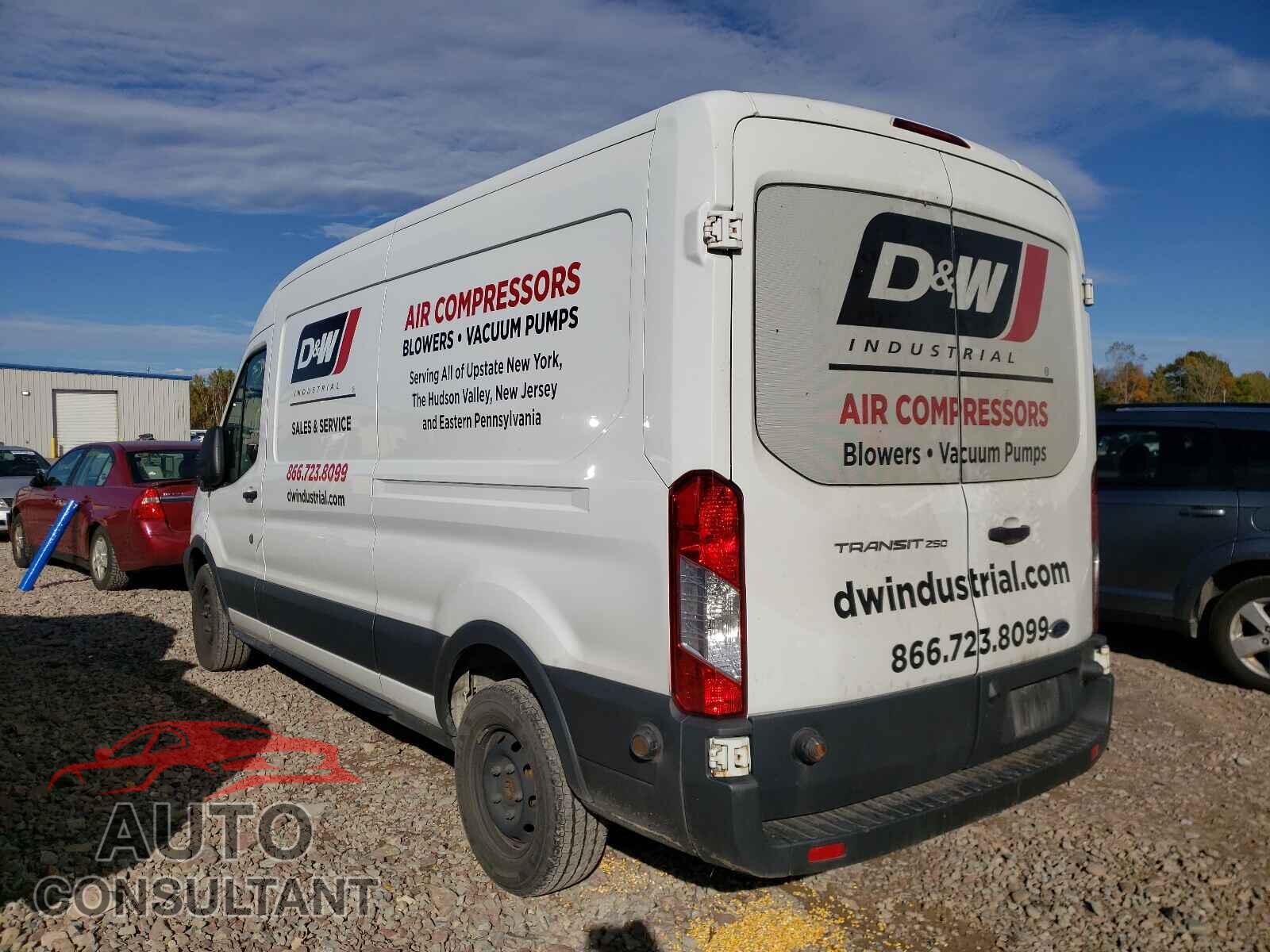 FORD TRANSIT CO 2017 - 1FTYR2CM8HKB56516