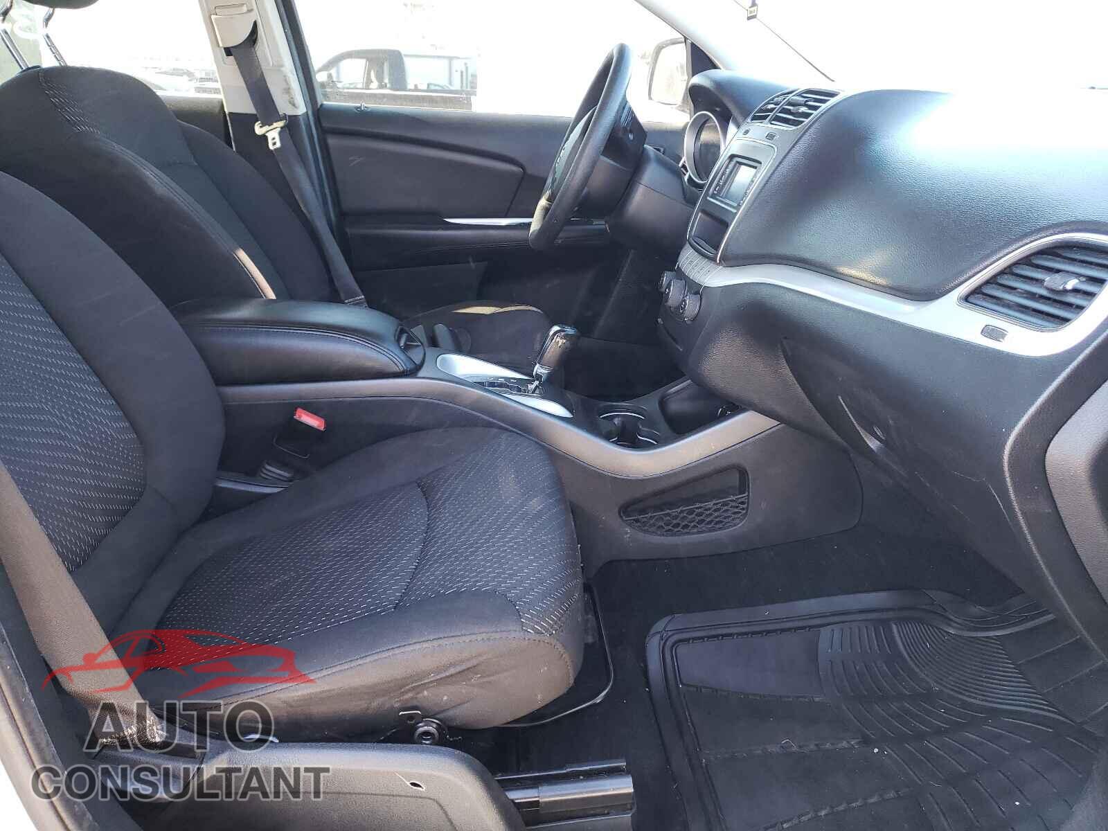 DODGE JOURNEY 2017 - 3C4PDCAB1HT599431