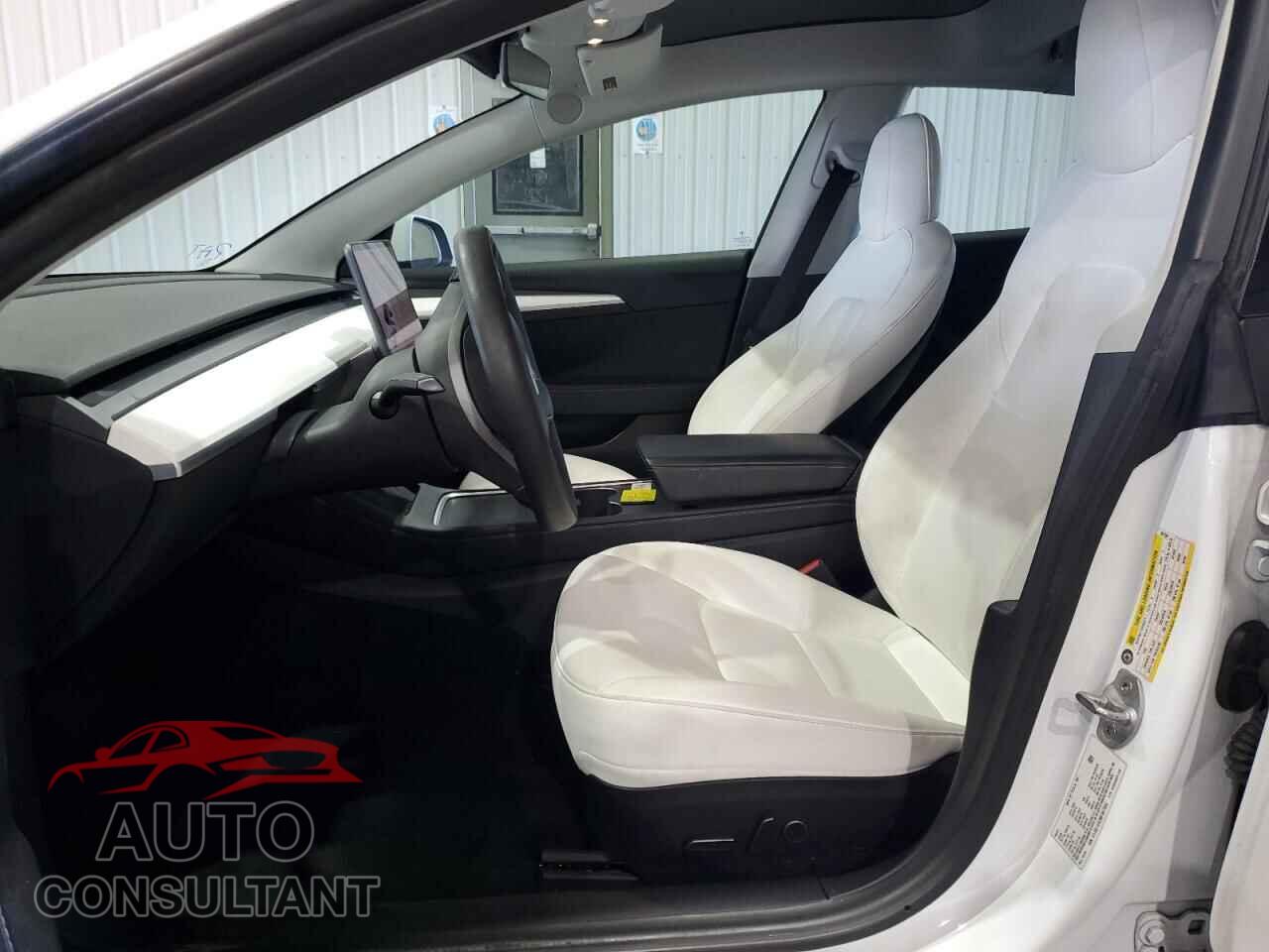 TESLA MODEL 3 2021 - 5YJ3E1EA2MF987584