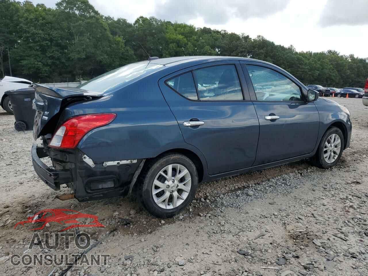 NISSAN VERSA 2017 - 3N1CN7AP3HL826247
