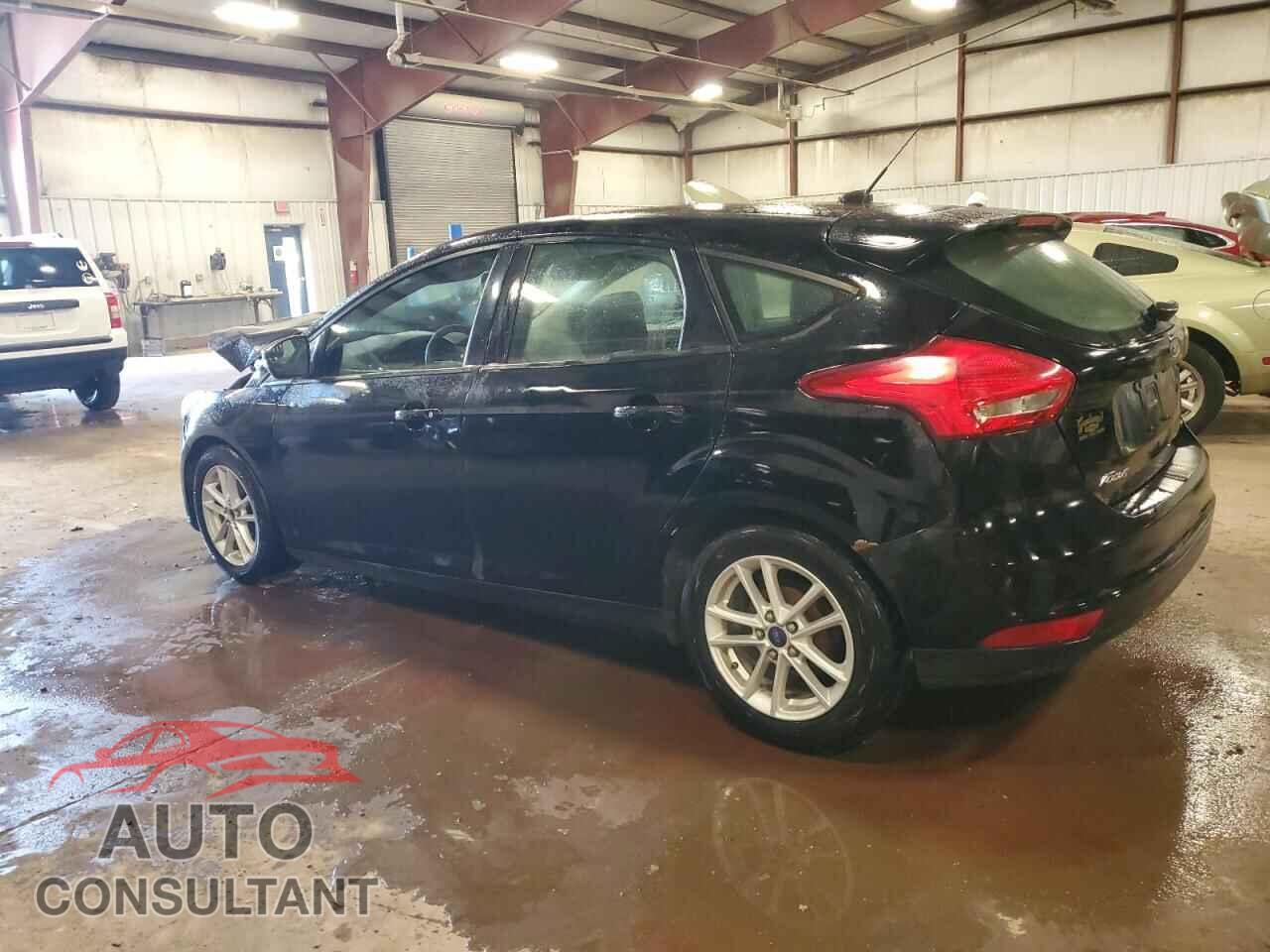 FORD FOCUS 2017 - 1FADP3K22HL260977