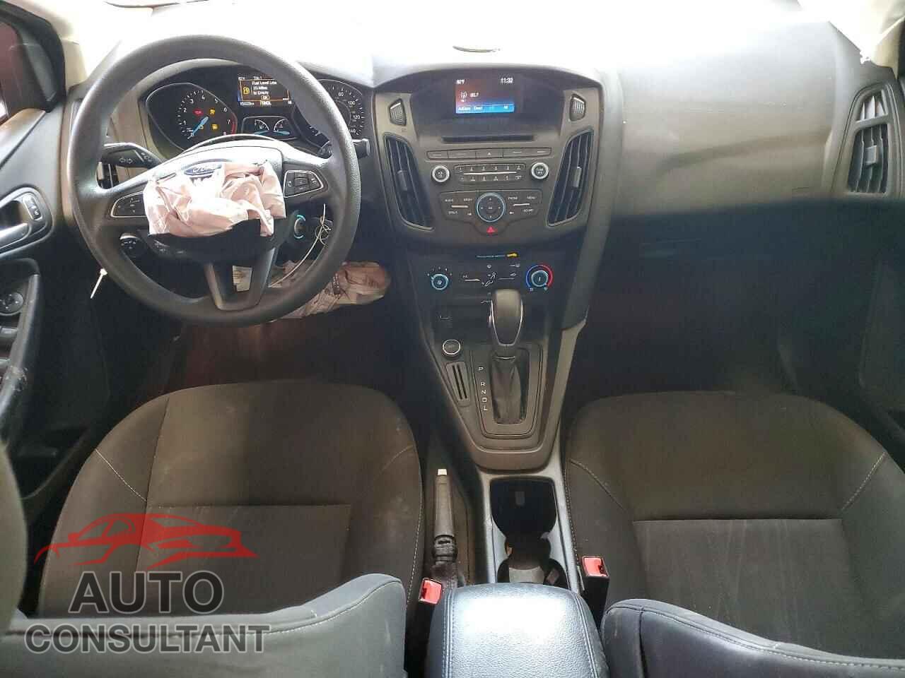 FORD FOCUS 2017 - 1FADP3F22HL274291