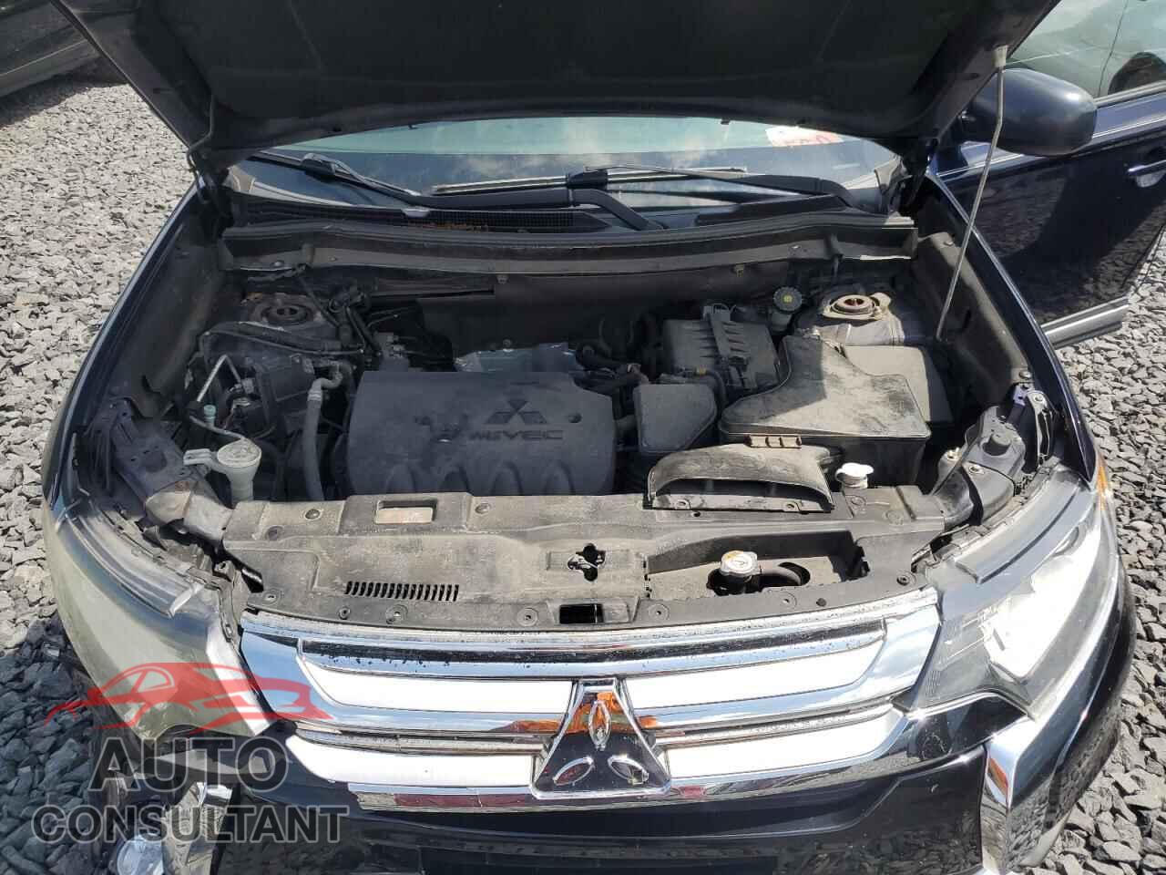 MITSUBISHI OUTLANDER 2017 - JA4AZ2A38HZ060933
