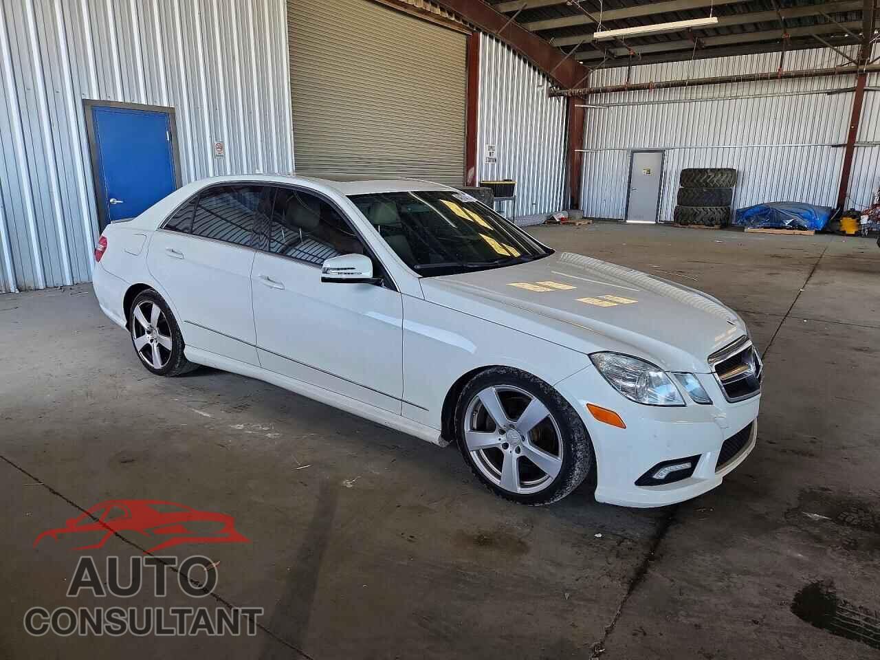 MERCEDES-BENZ E-CLASS 2011 - WDDHF5GB9BA267985