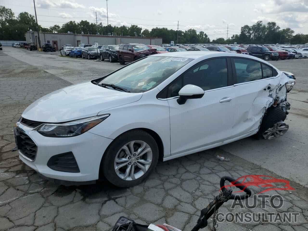 CHEVROLET CRUZE 2019 - 1G1BE5SM3K7113290