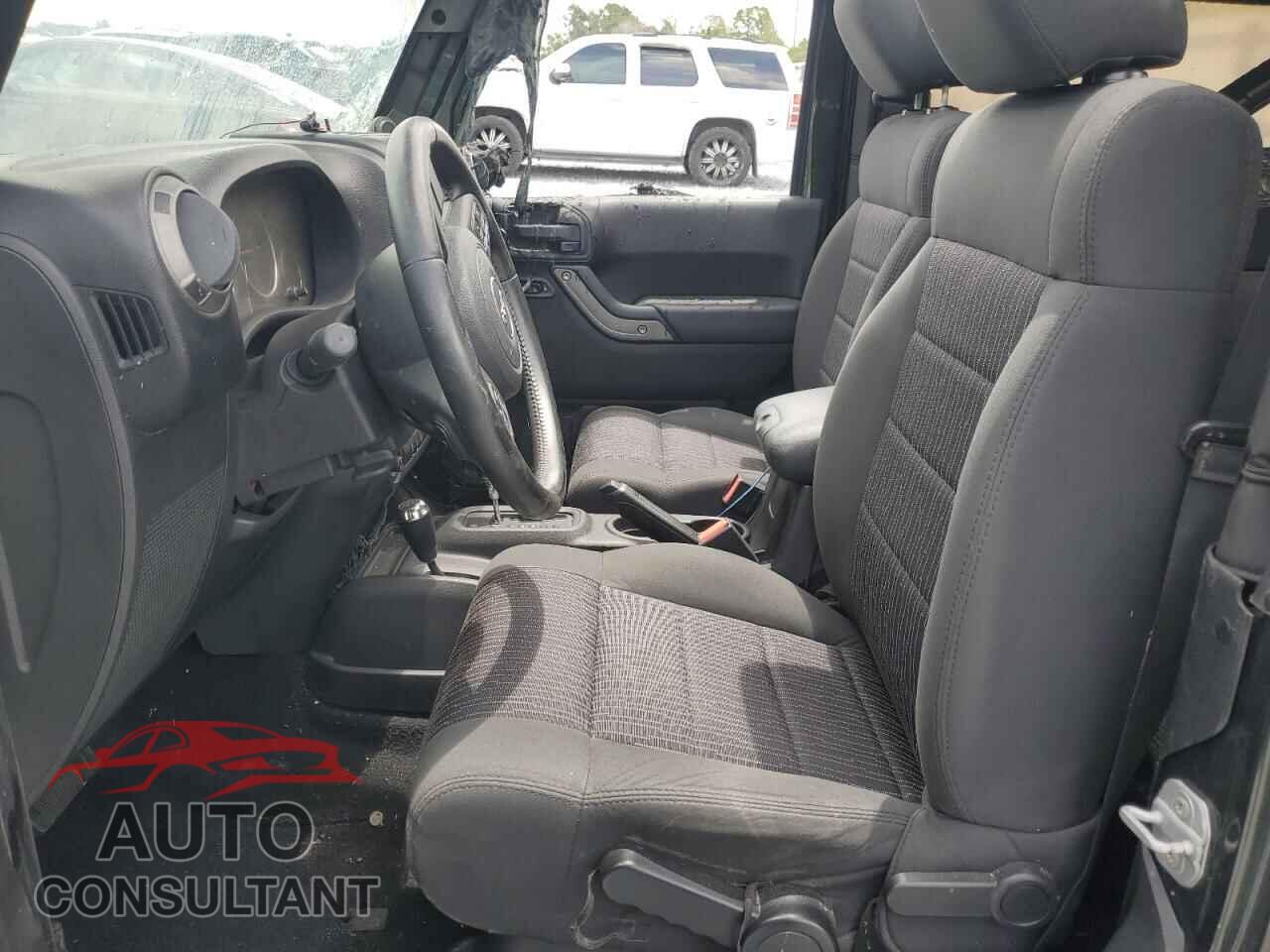 JEEP WRANGLER 2011 - 1J4AA2D13BL608607