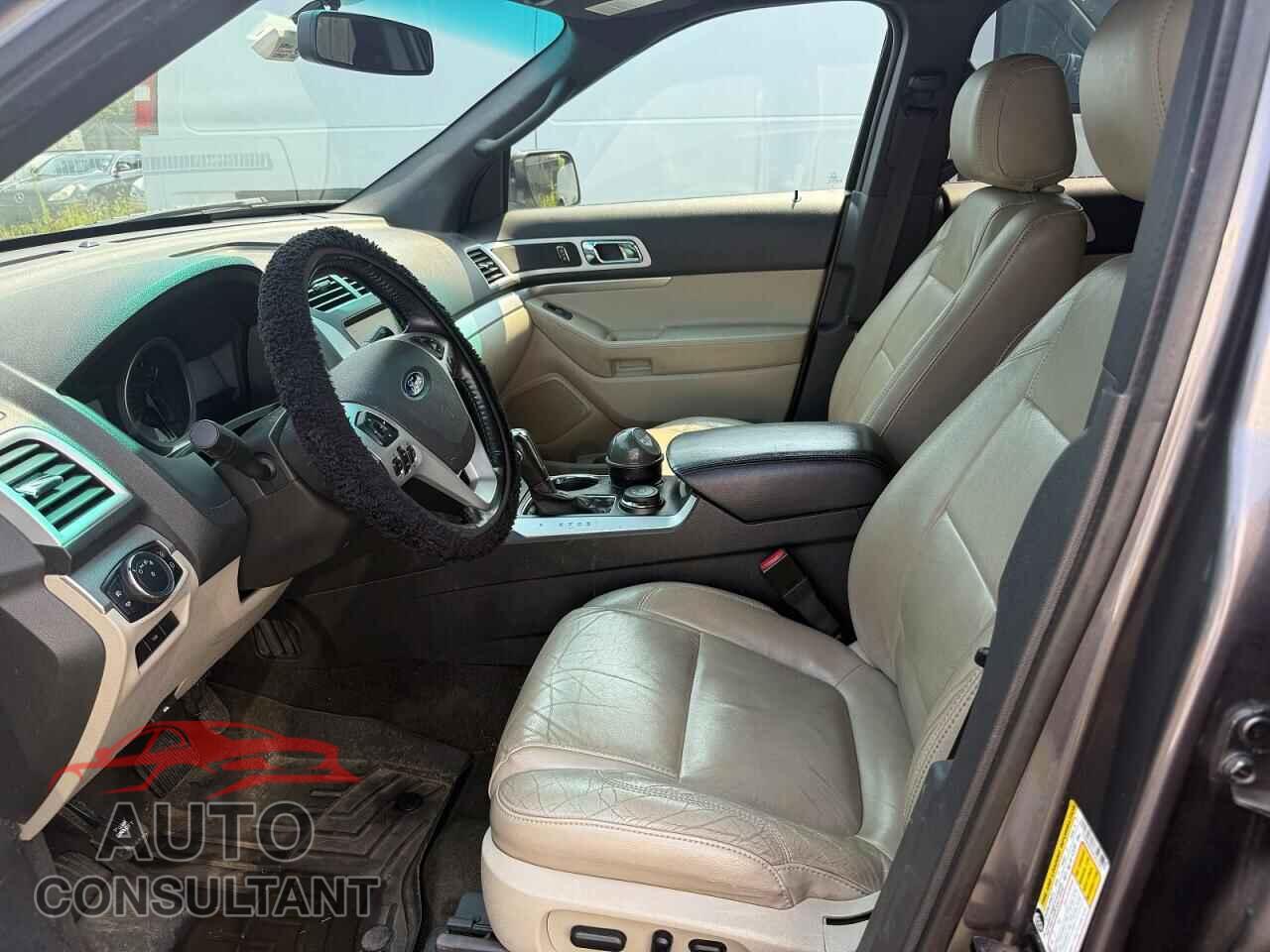 FORD EXPLORER 2011 - 1FMHK8D82BGA24057