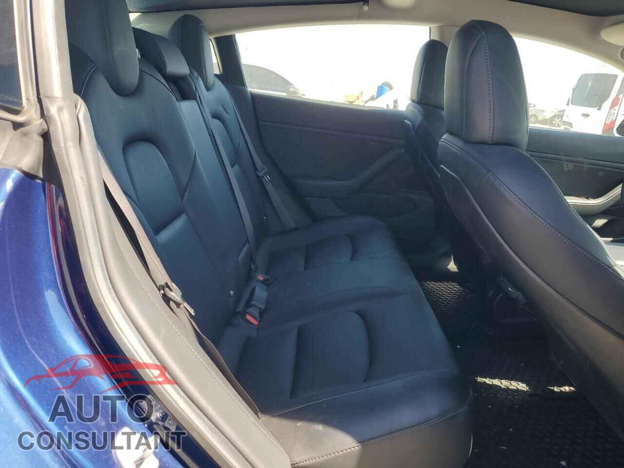 TESLA MODEL 3 2018 - 5YJ3E1EA1JF076691