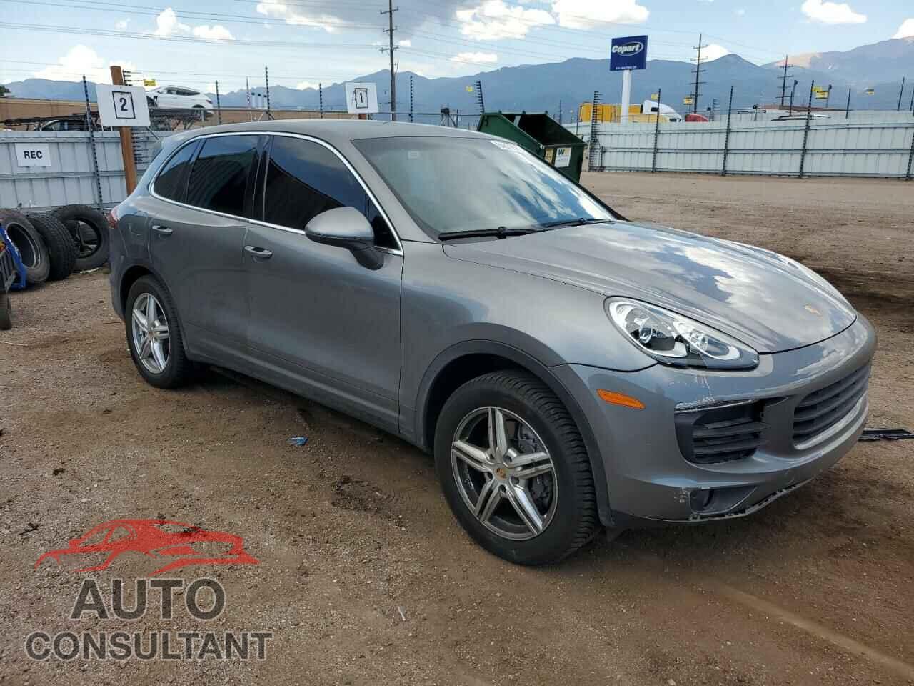 PORSCHE CAYENNE 2016 - WP1AA2A21GKA10062