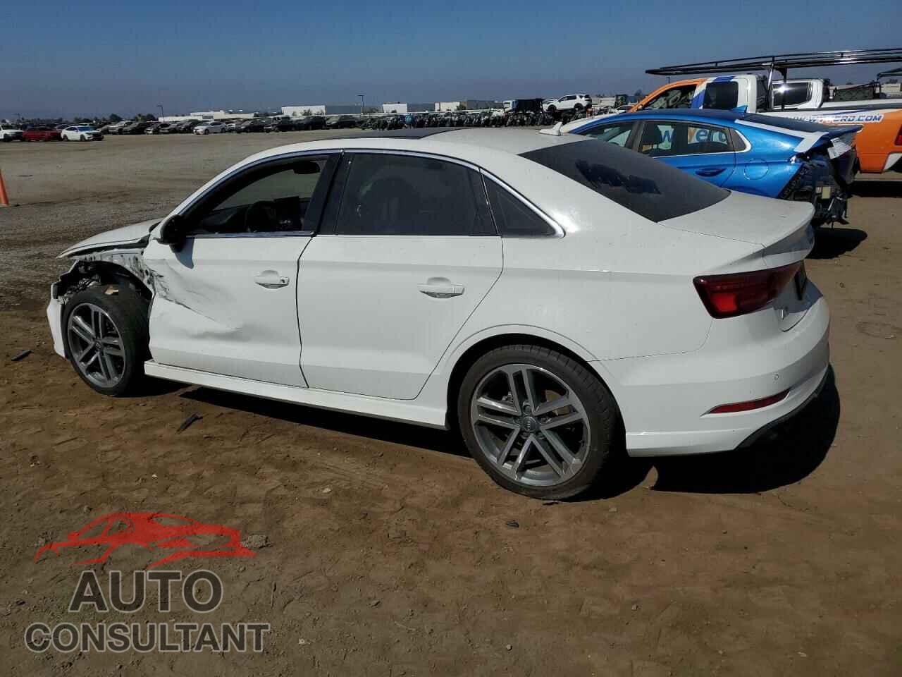 AUDI A3 2018 - WAUGUGFF0J1050980