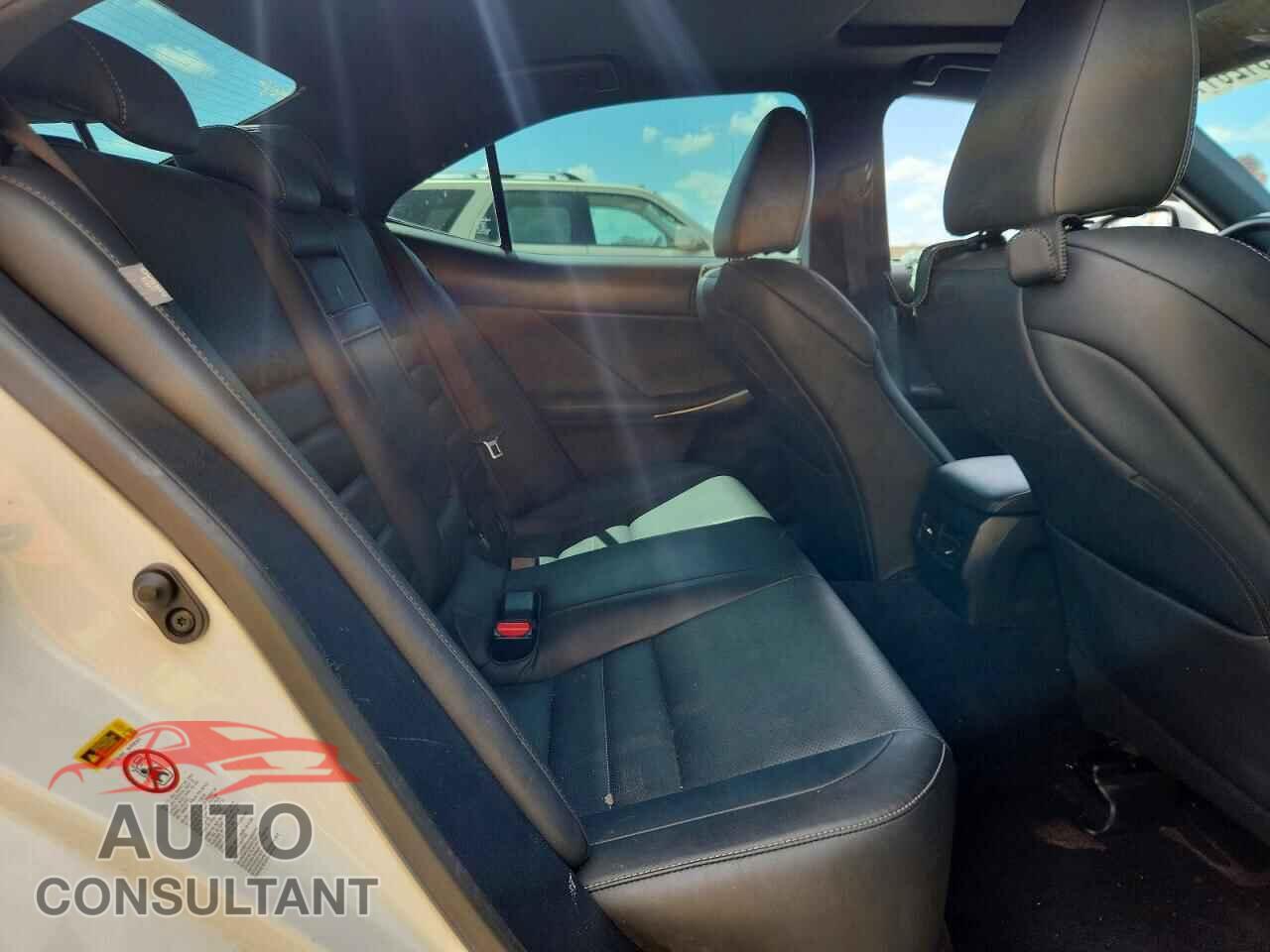 LEXUS IS 2014 - JTHBF1D28E5039758