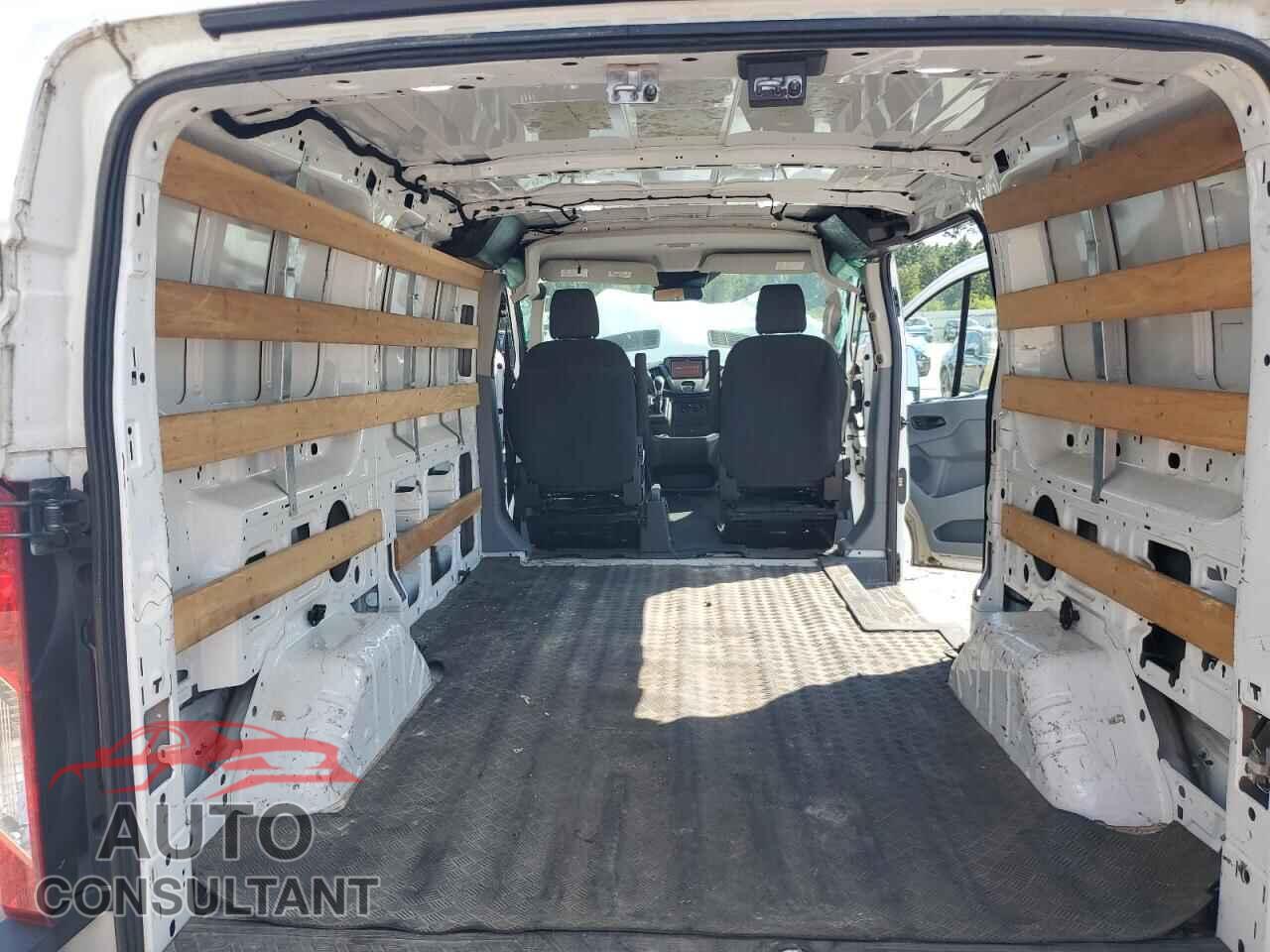 FORD TRANSIT 2019 - 1FTYR1YM0KKA55447