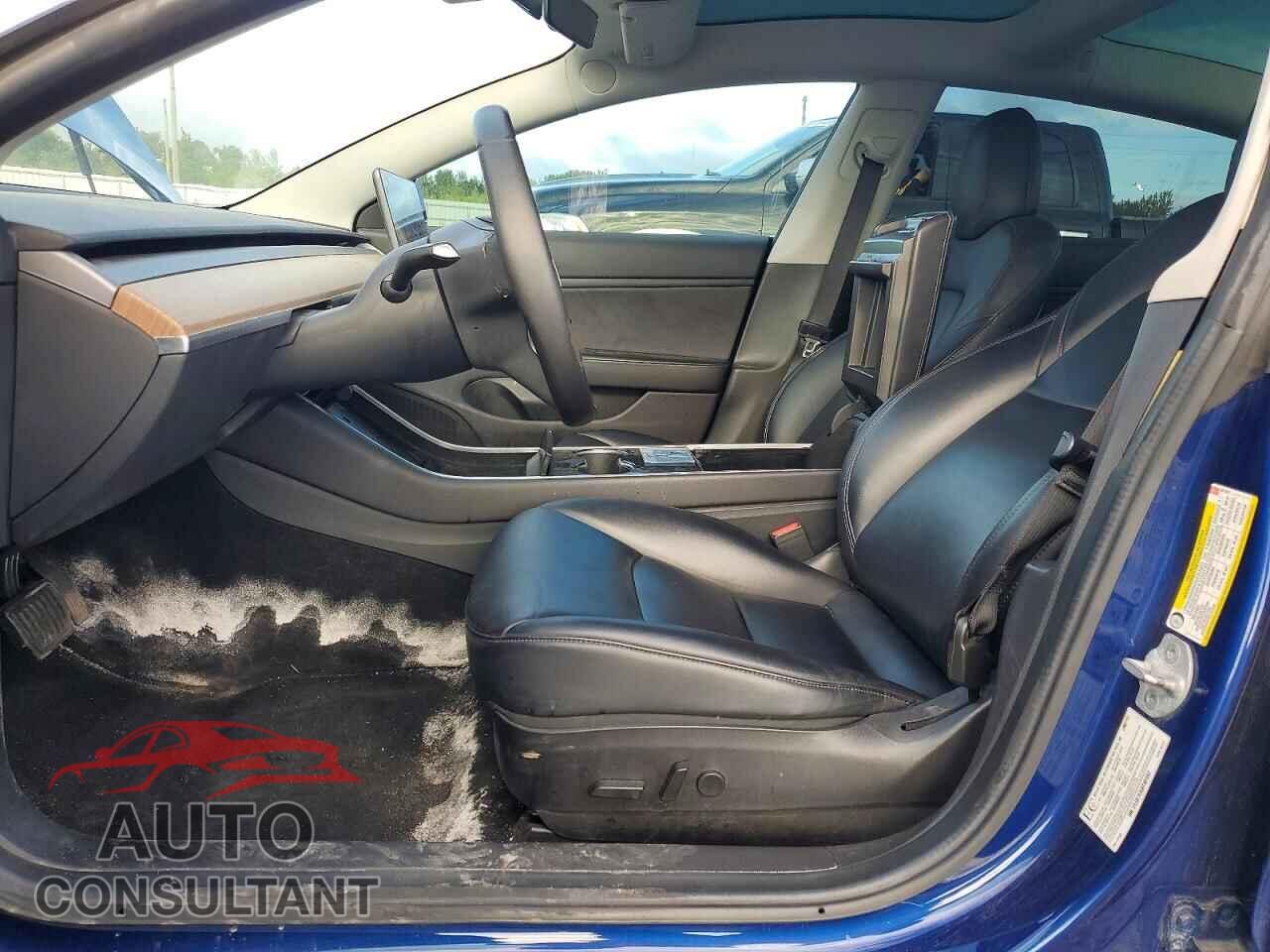 TESLA MODEL 3 2019 - 5YJ3E1EA5KF401067
