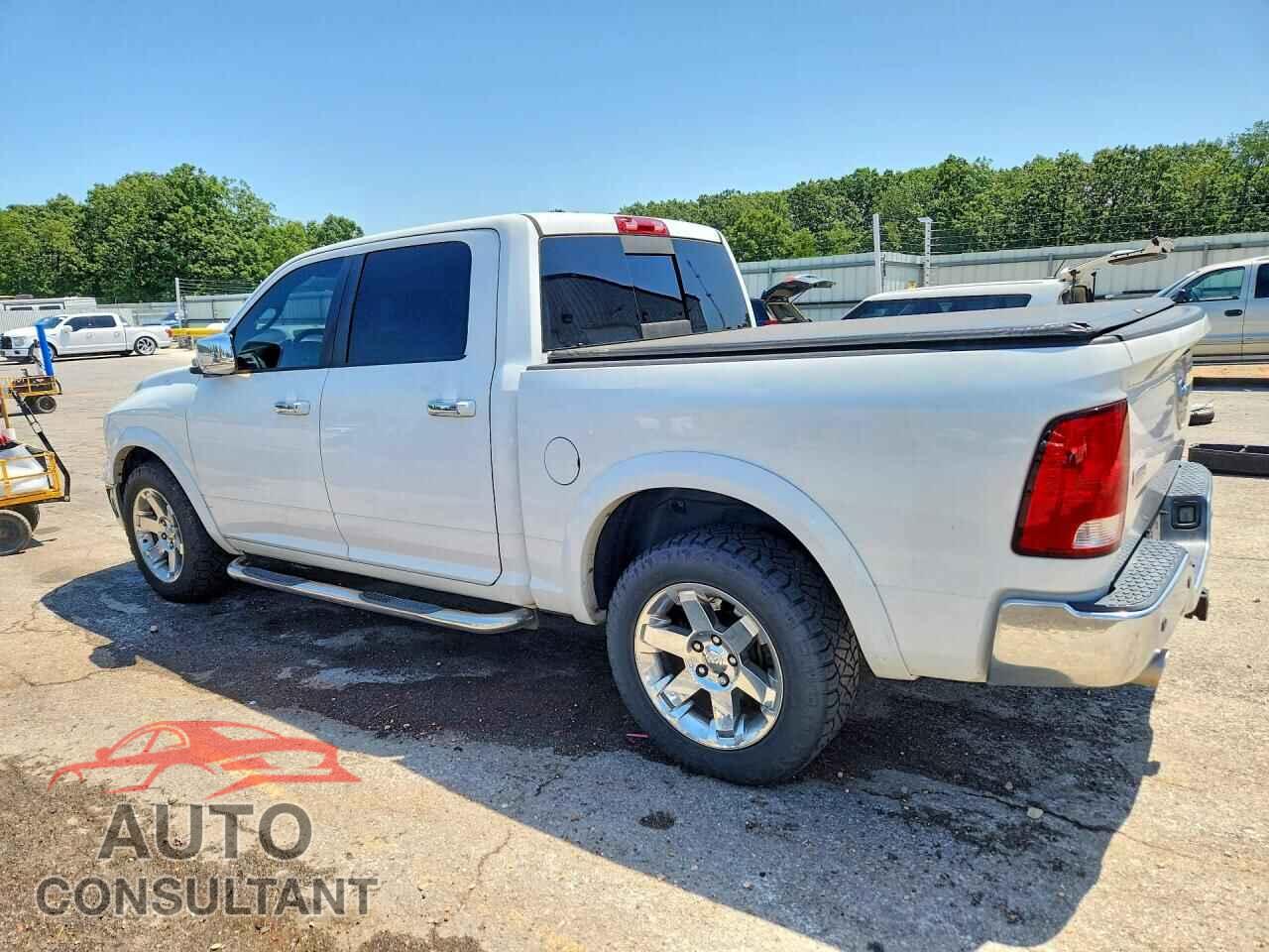 DODGE RAM 1500 2012 - 1C6RD7NT2CS328267