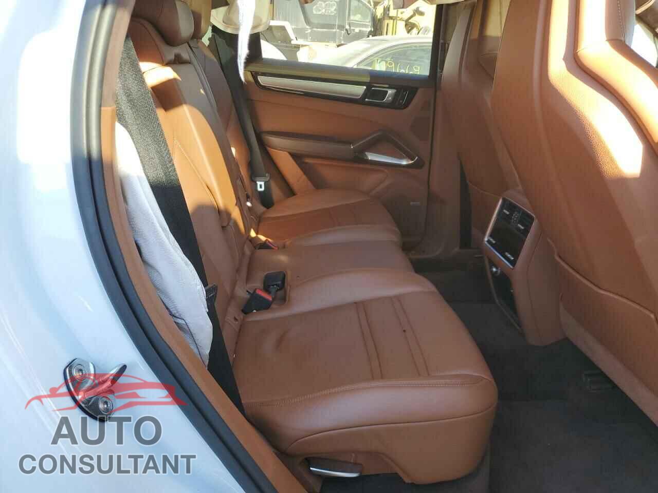 PORSCHE CAYENNE 2019 - WP1AF2AY7KDA81141