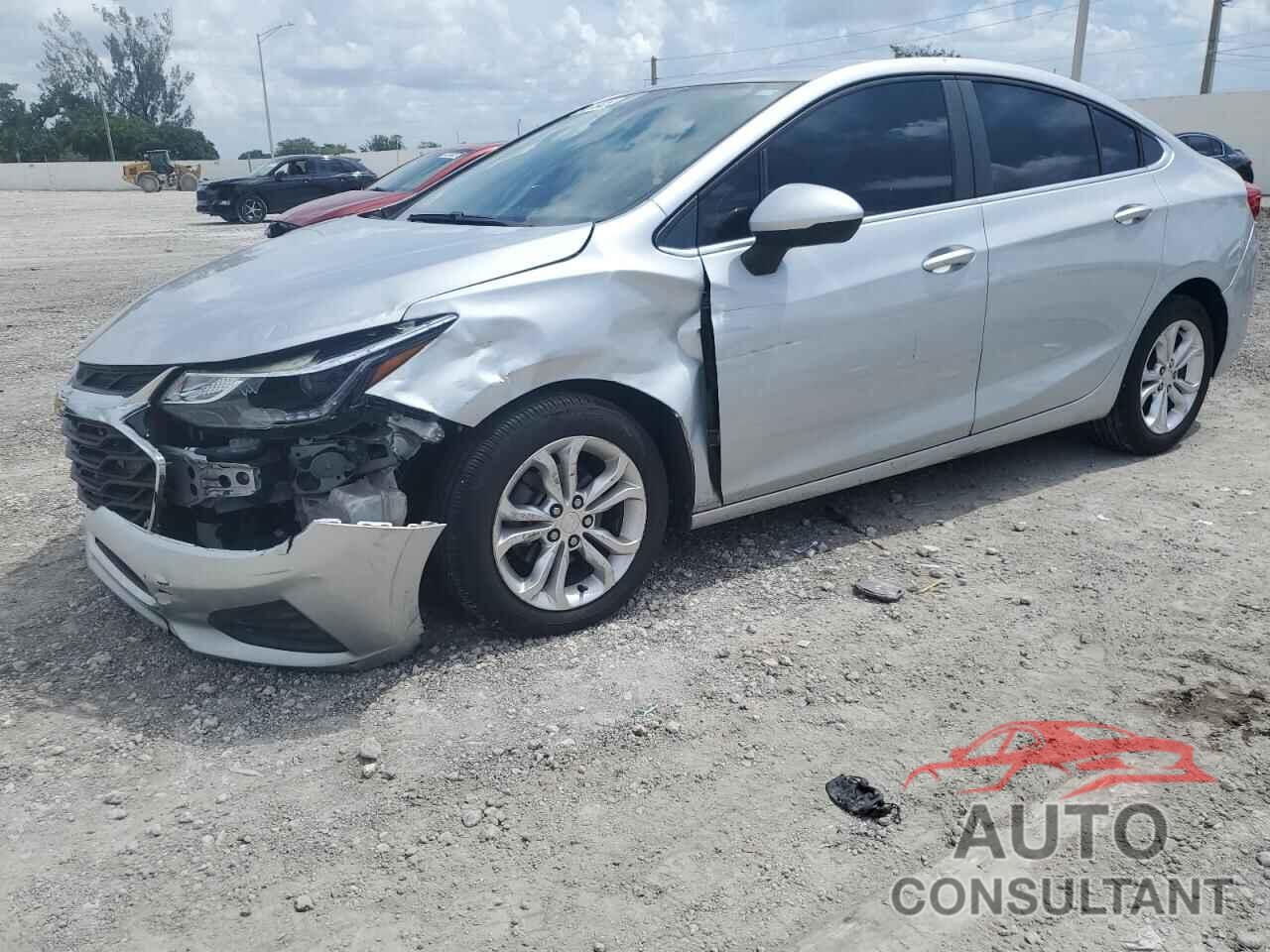 CHEVROLET CRUZE 2019 - 1G1BE5SM2K7115449