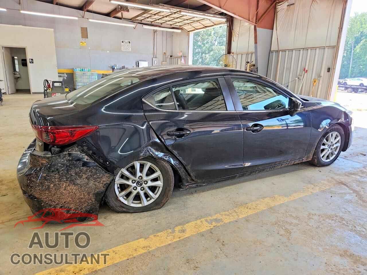 MAZDA 3 2018 - 3MZBN1U71JM273886