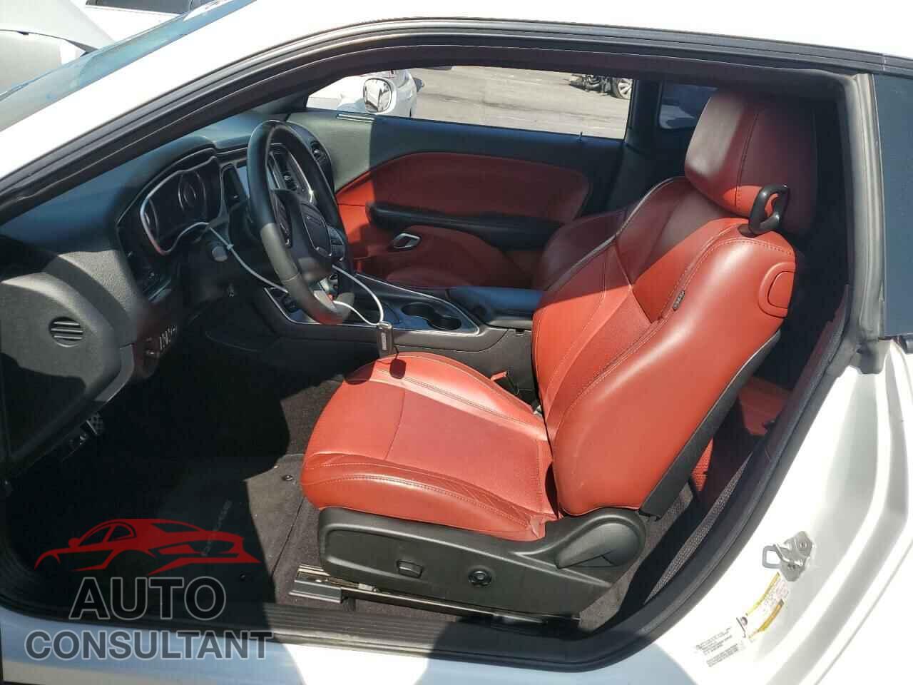 DODGE CHALLENGER 2016 - 2C3CDZBT8GH143155