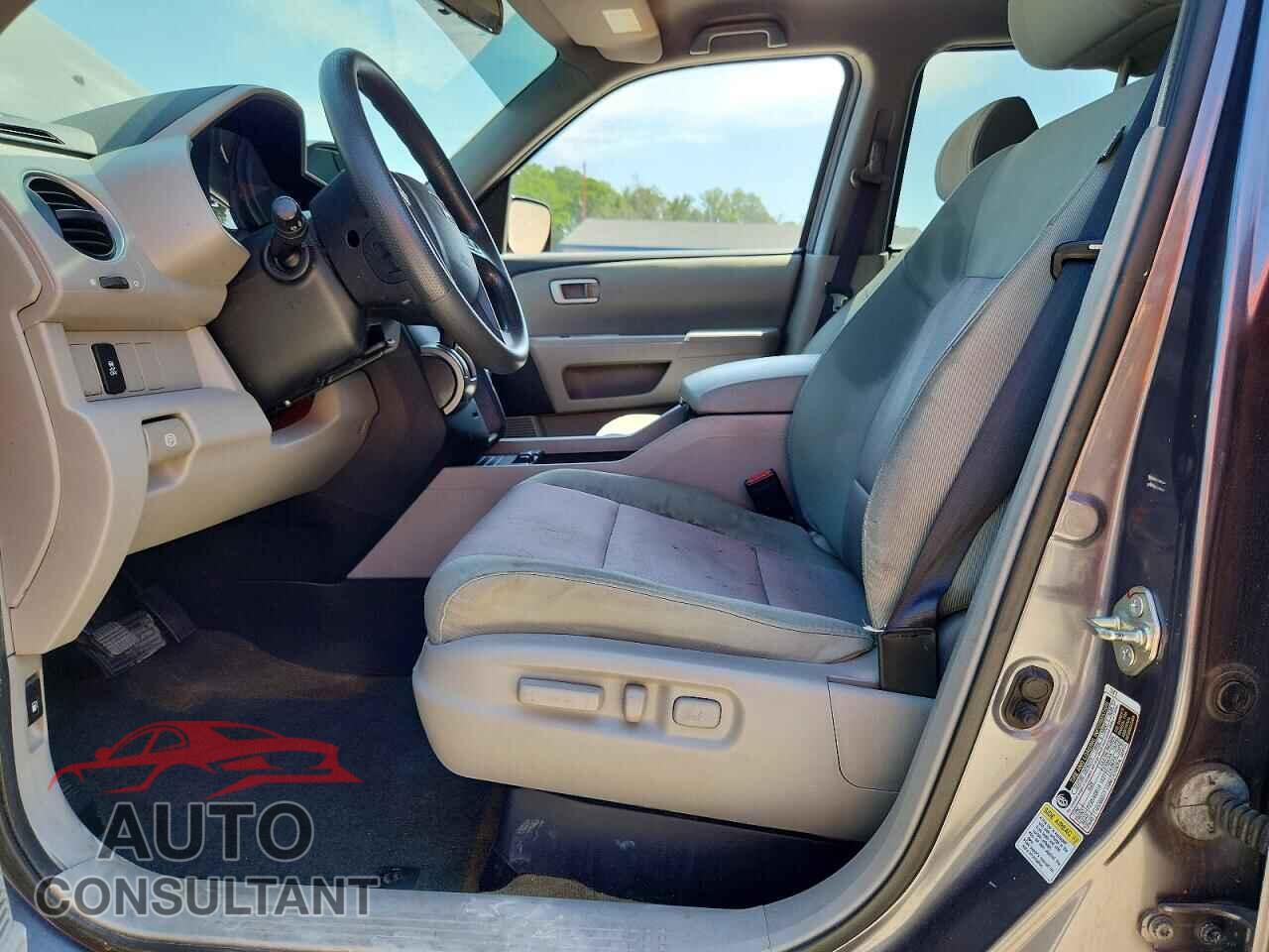 HONDA PILOT 2014 - 5FNYF3H48EB015543