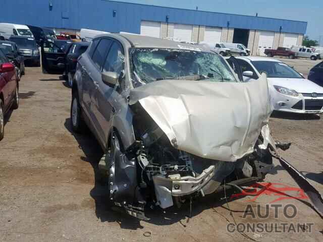 FORD ESCAPE 2017 - 1FMCU0GD6HUD92492
