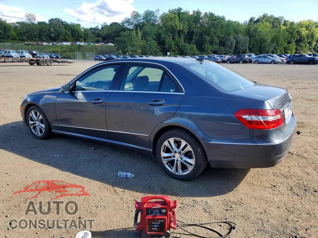 MERCEDES-BENZ E-CLASS 2011 - WDDHF8HB2BA265477