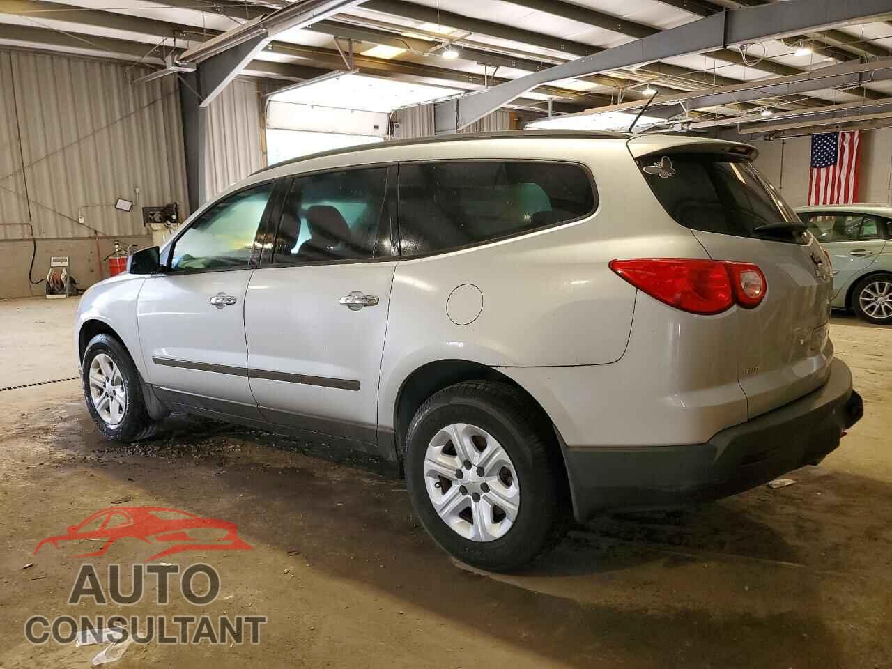 CHEVROLET TRAVERSE 2010 - 1GNLVEED9AJ235555
