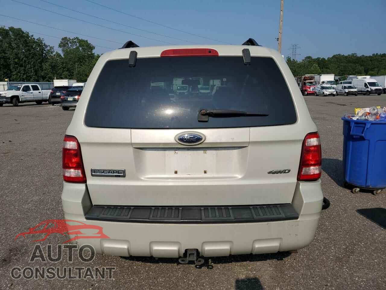 FORD ESCAPE 2009 - 1FMCU93G29KB28168