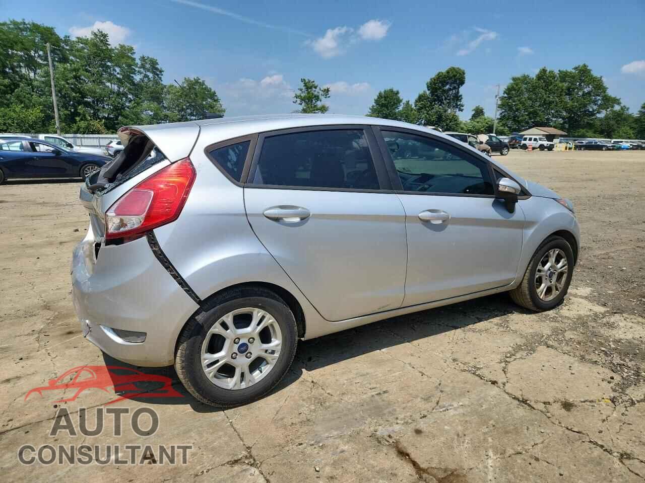 FORD FIESTA 2015 - 3FADP4EJ7FM144761