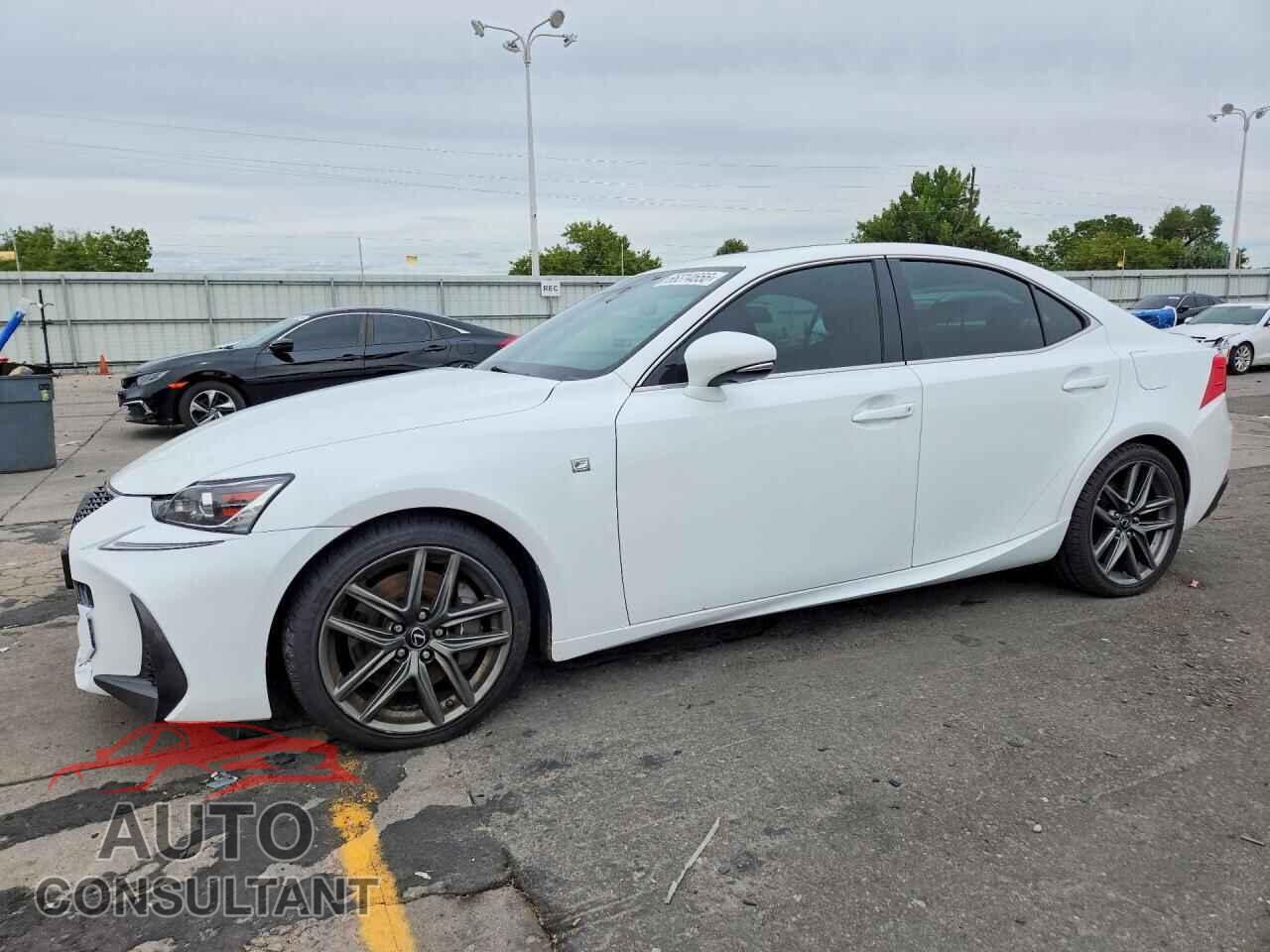 LEXUS IS 2017 - JTHCE1D25H5013033