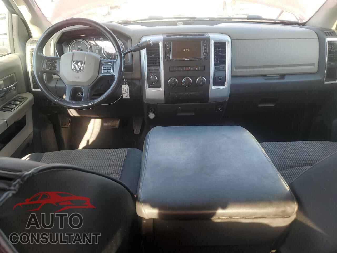 DODGE RAM 1500 2012 - 1C6RD7LT1CS171365