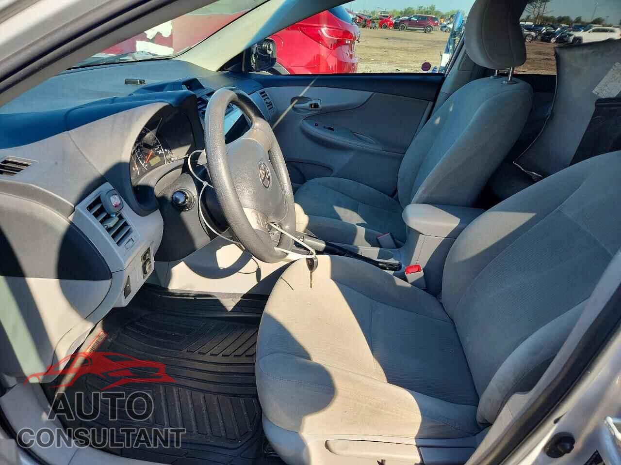 TOYOTA COROLLA 2013 - 2T1BU4EE3DC115230
