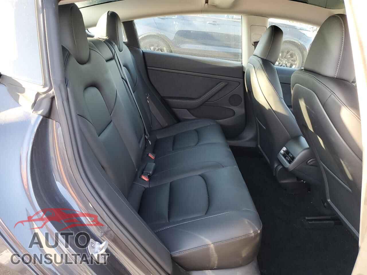 TESLA MODEL 3 2023 - 5YJ3E1EA8PF651555