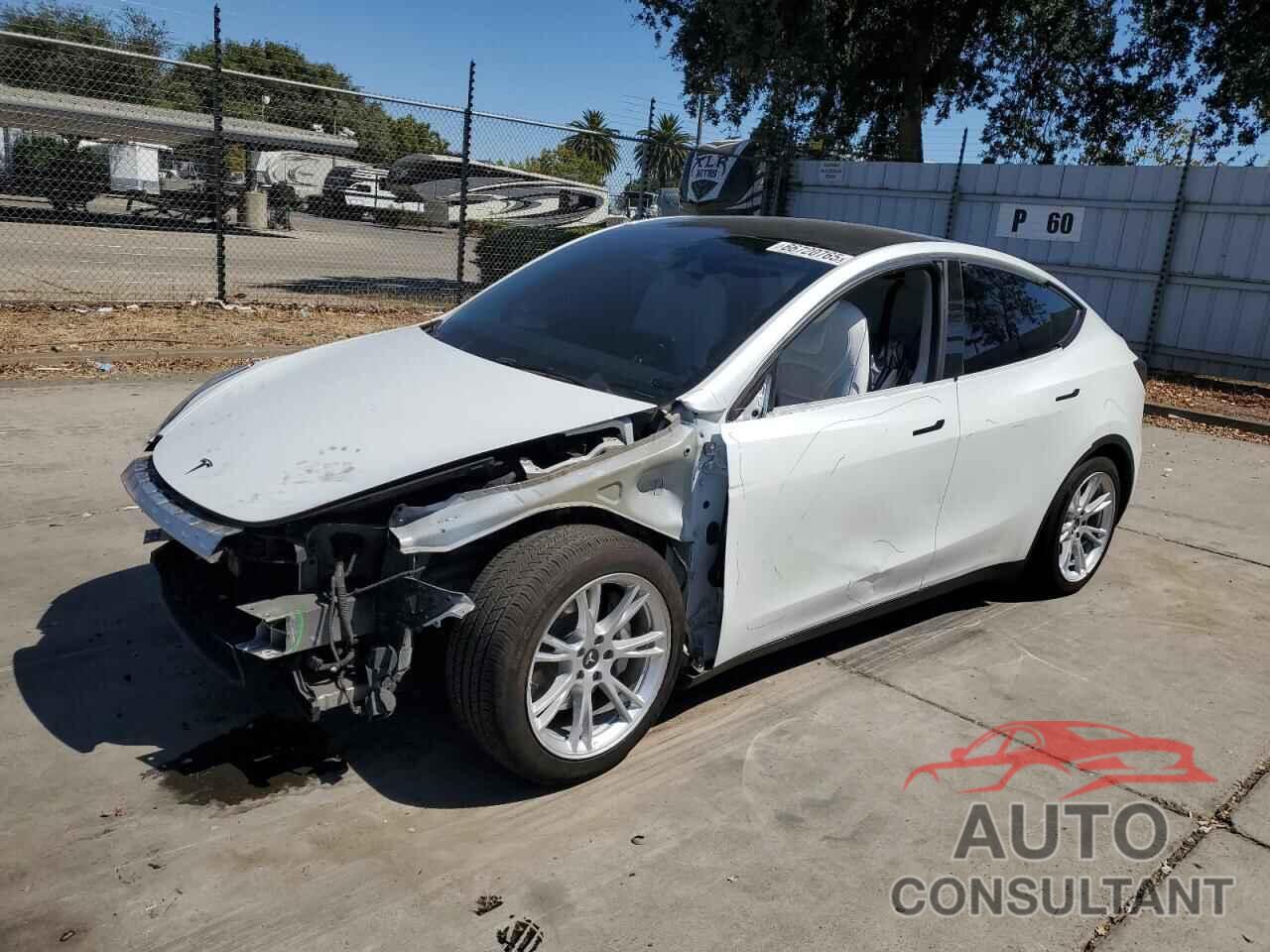 TESLA MODEL Y 2022 - 7SAYGAEE9NF362977