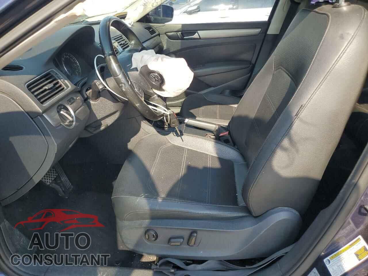 VOLKSWAGEN PASSAT 2014 - 1VWAT7A31EC078917