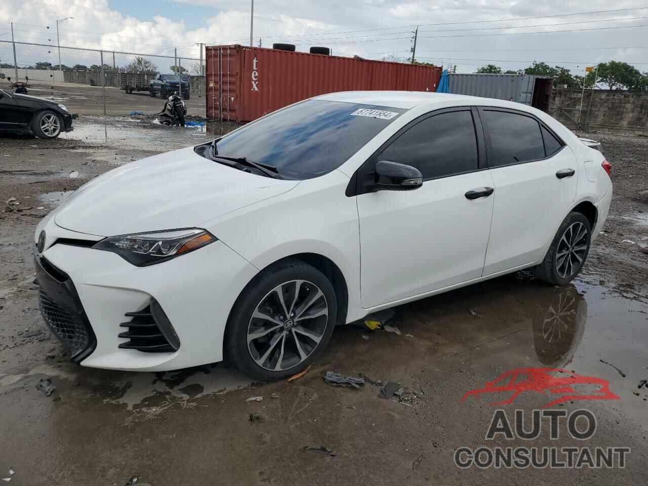 TOYOTA COROLLA 2018 - 5YFBURHE2JP789941