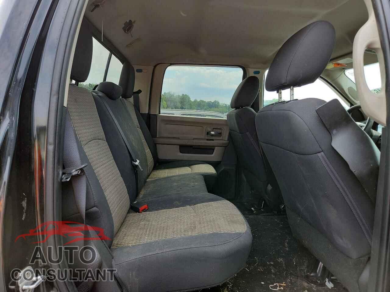 DODGE RAM 1500 2012 - 1C6RD7LT5CS192283