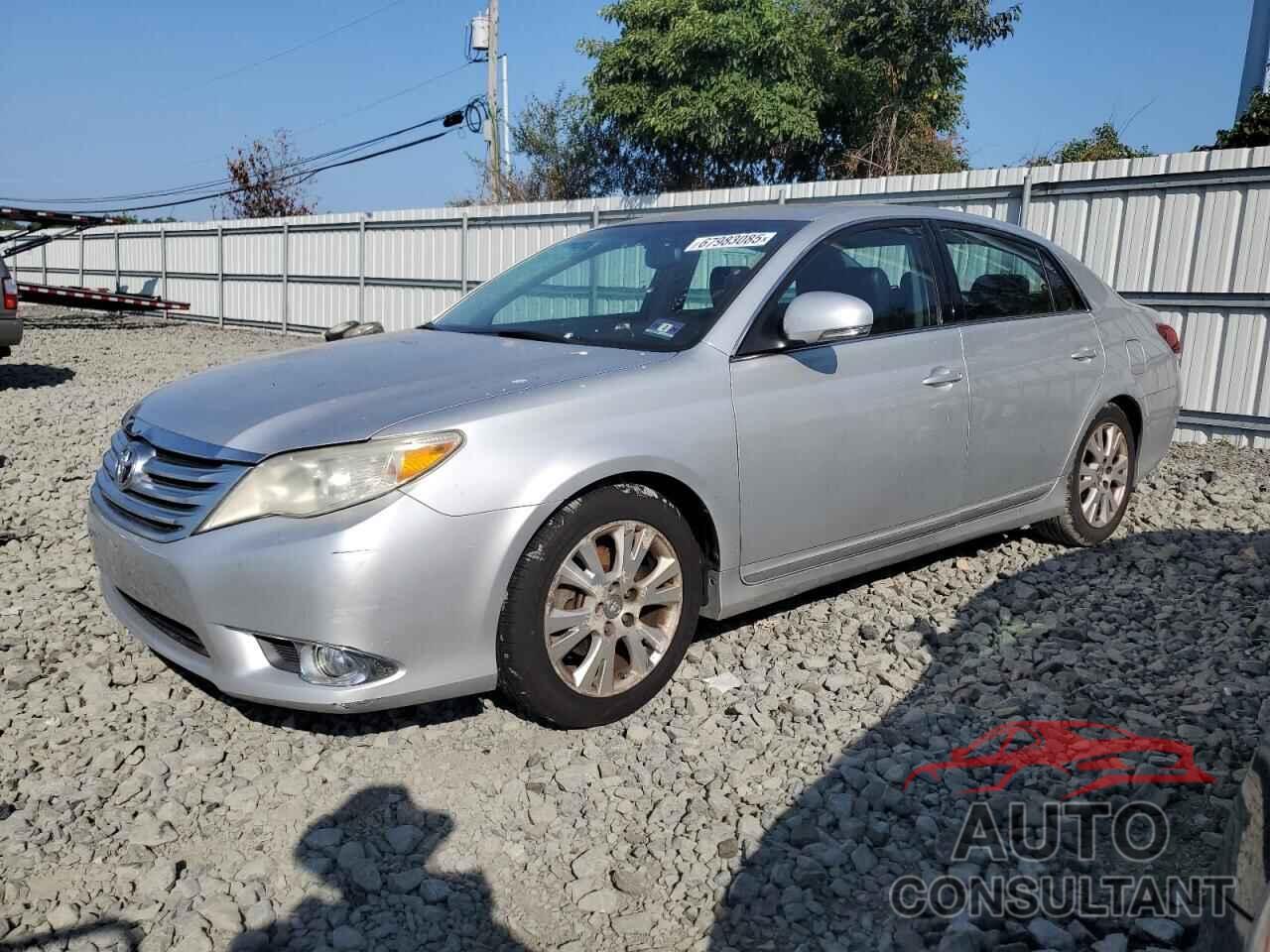 TOYOTA AVALON 2011 - 4T1BK3DB9BU374744