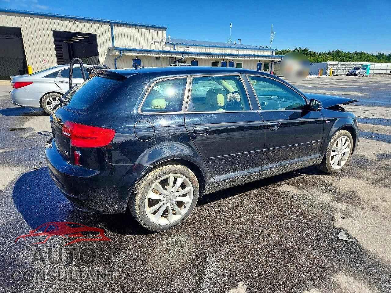 AUDI A3 2012 - WAUBJAFM9CA053877
