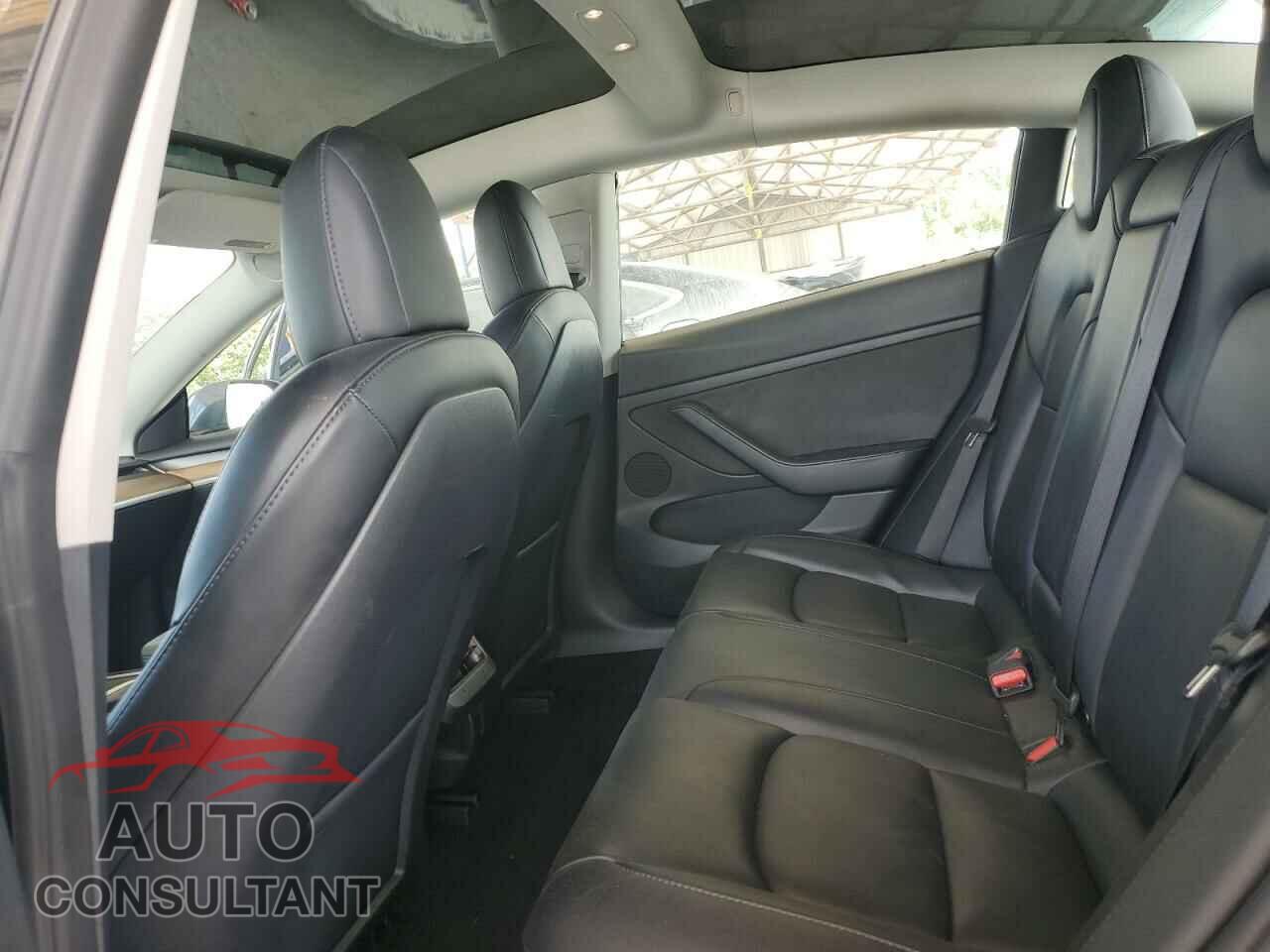 TESLA MODEL 3 2022 - 5YJ3E1EA2NF287310