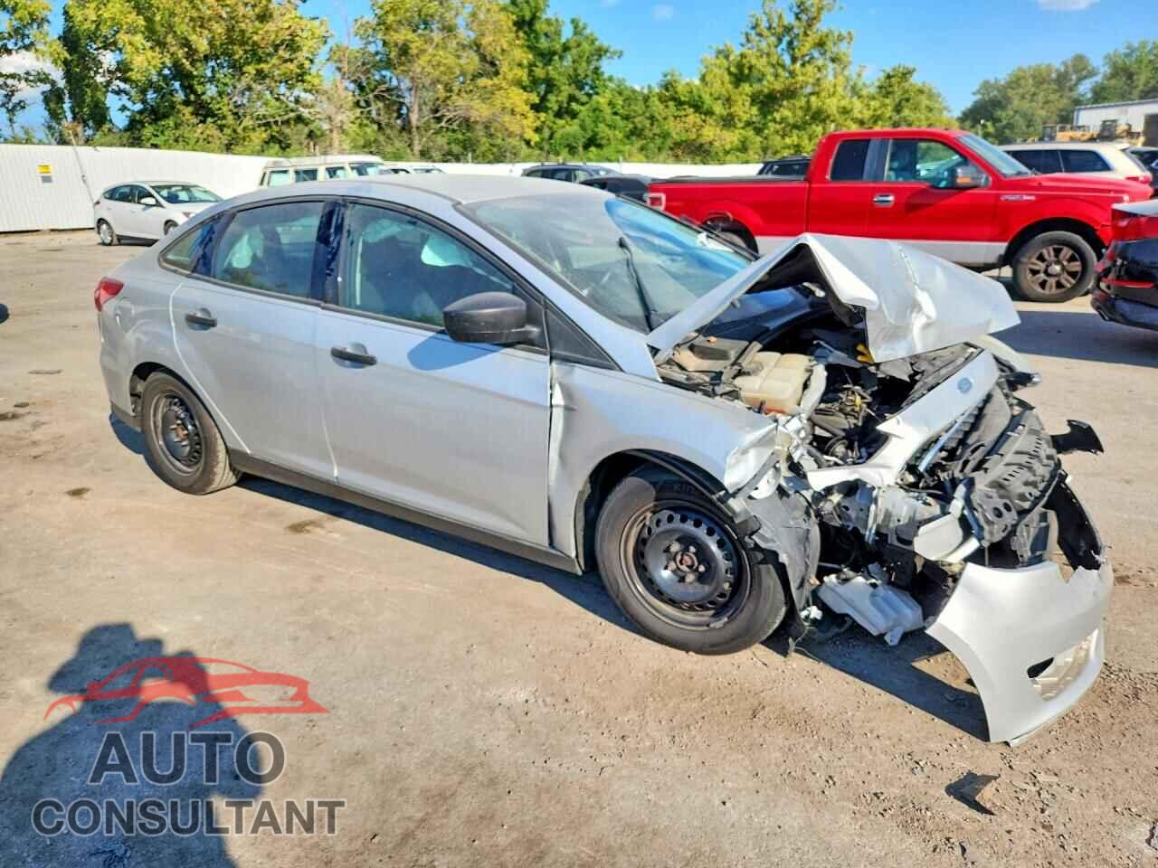 FORD FOCUS 2015 - 1FADP3E23FL348154