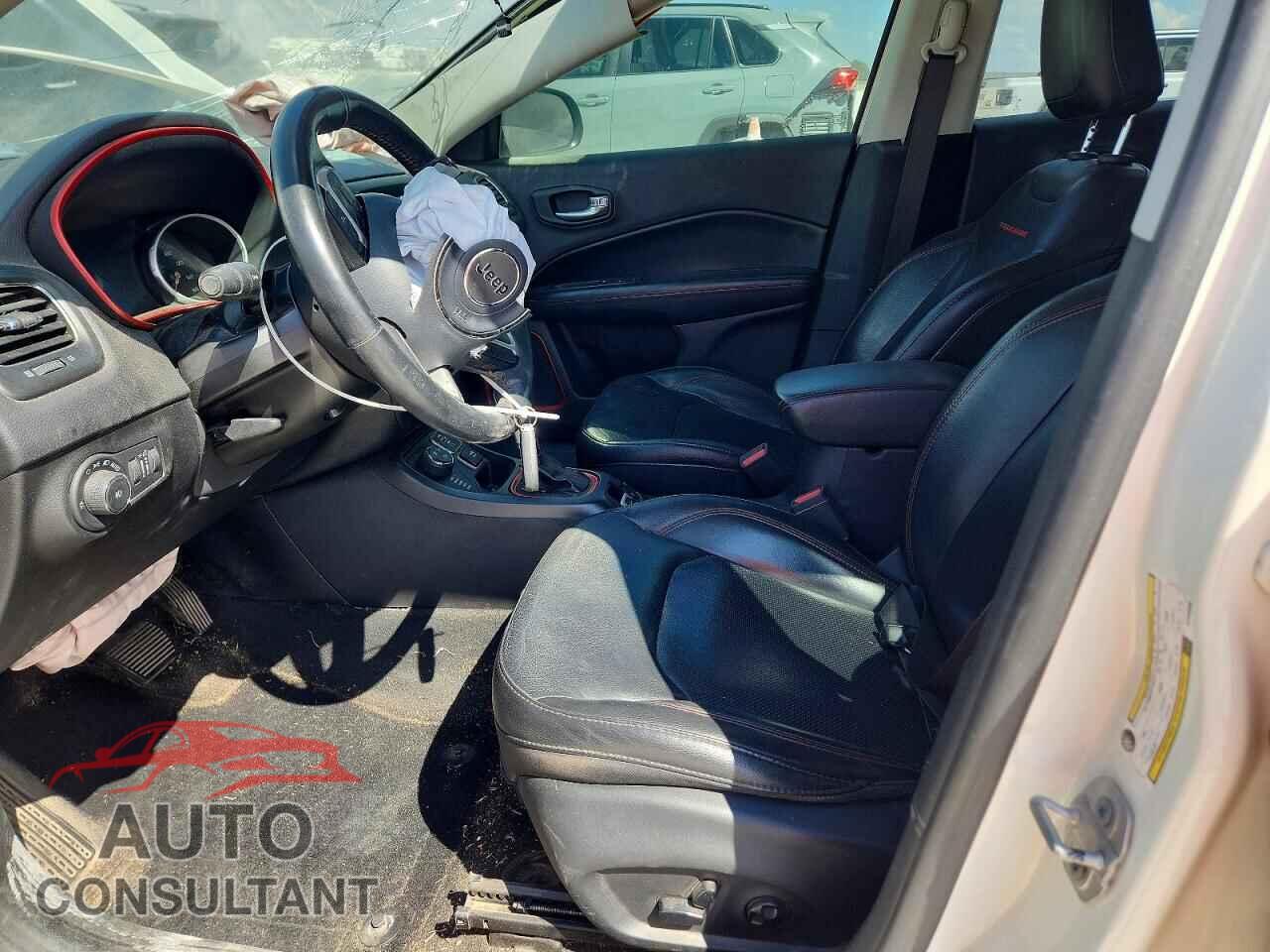 JEEP COMPASS 2019 - 3C4NJDDB7KT595098