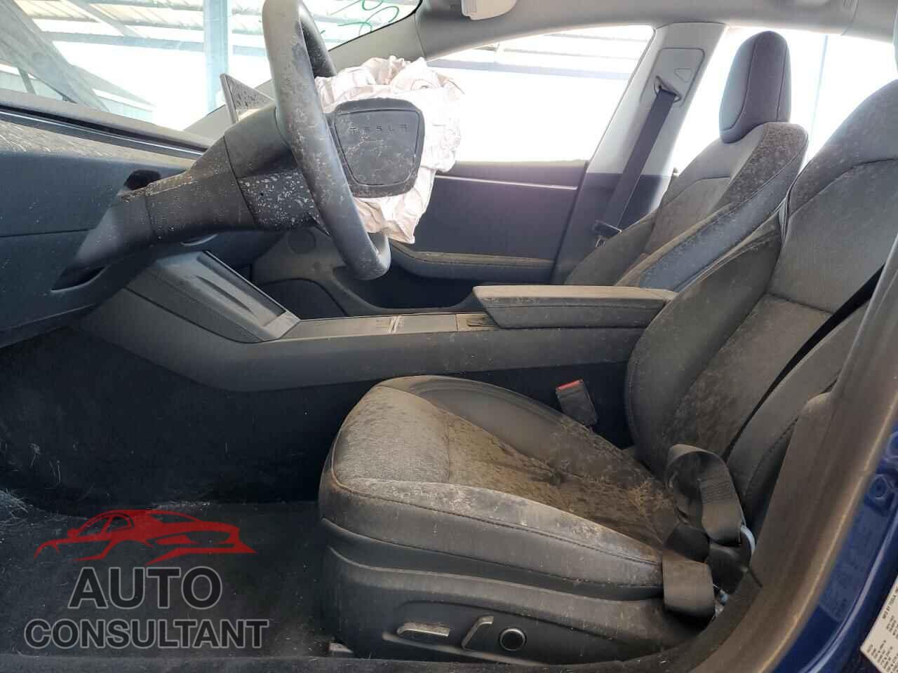 TESLA MODEL 3 2024 - 5YJ3E1EB3RF797695