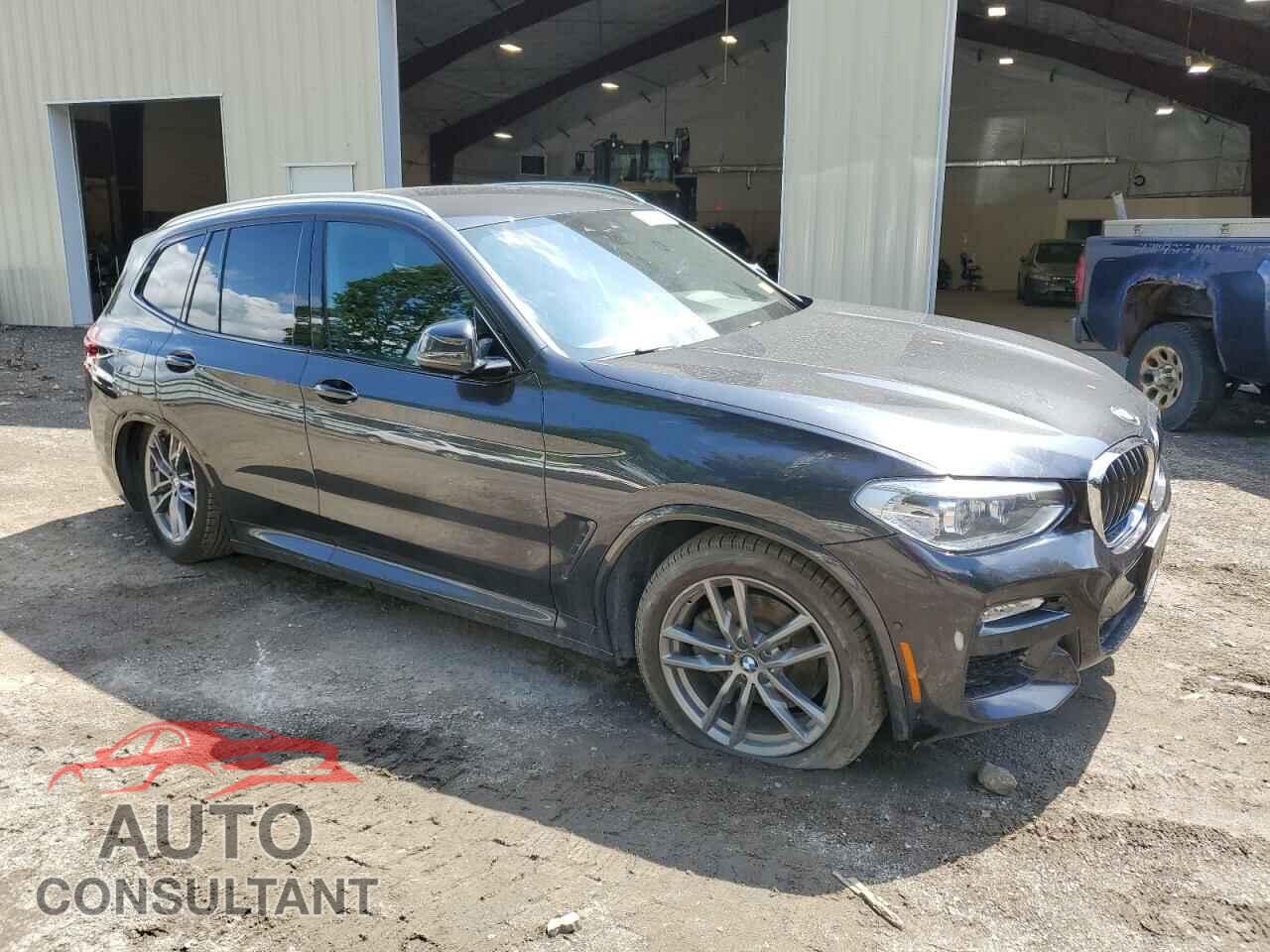 BMW X3 2019 - 5UXTR9C50KLR07393