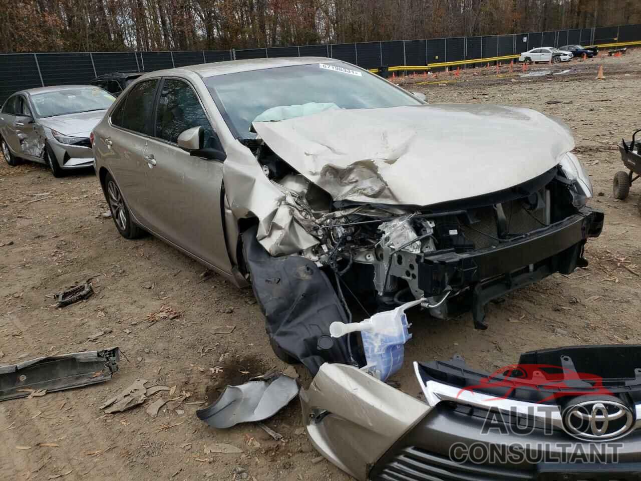 TOYOTA CAMRY 2016 - 4T4BF1FK2GR568549